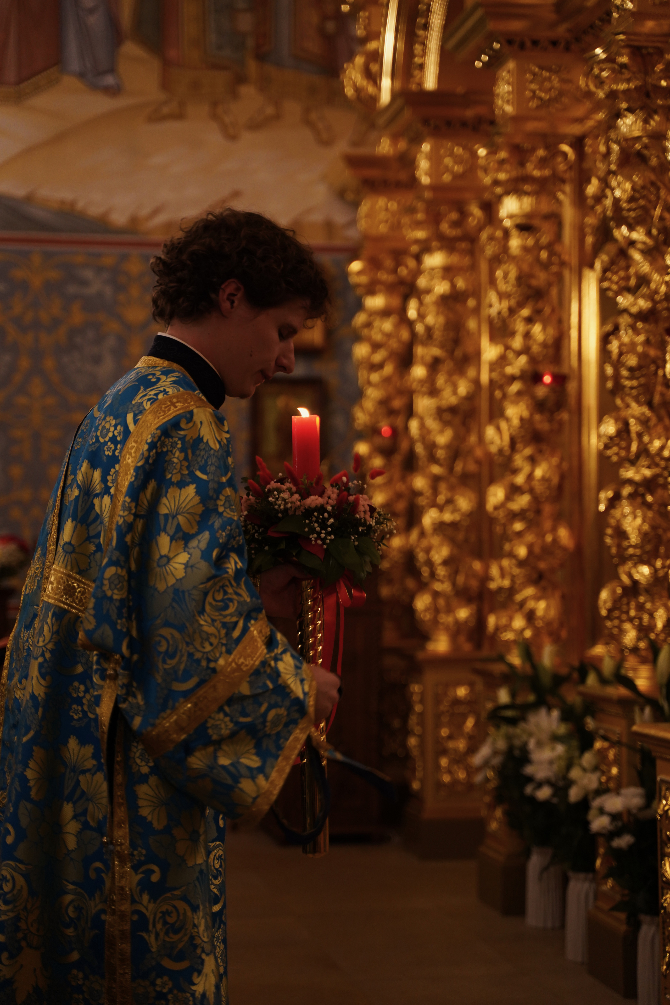 Храм Смоленской иконы Божией Матери. Пасхальное богослужение. Портретный фотограф в Москве Елена Капралова