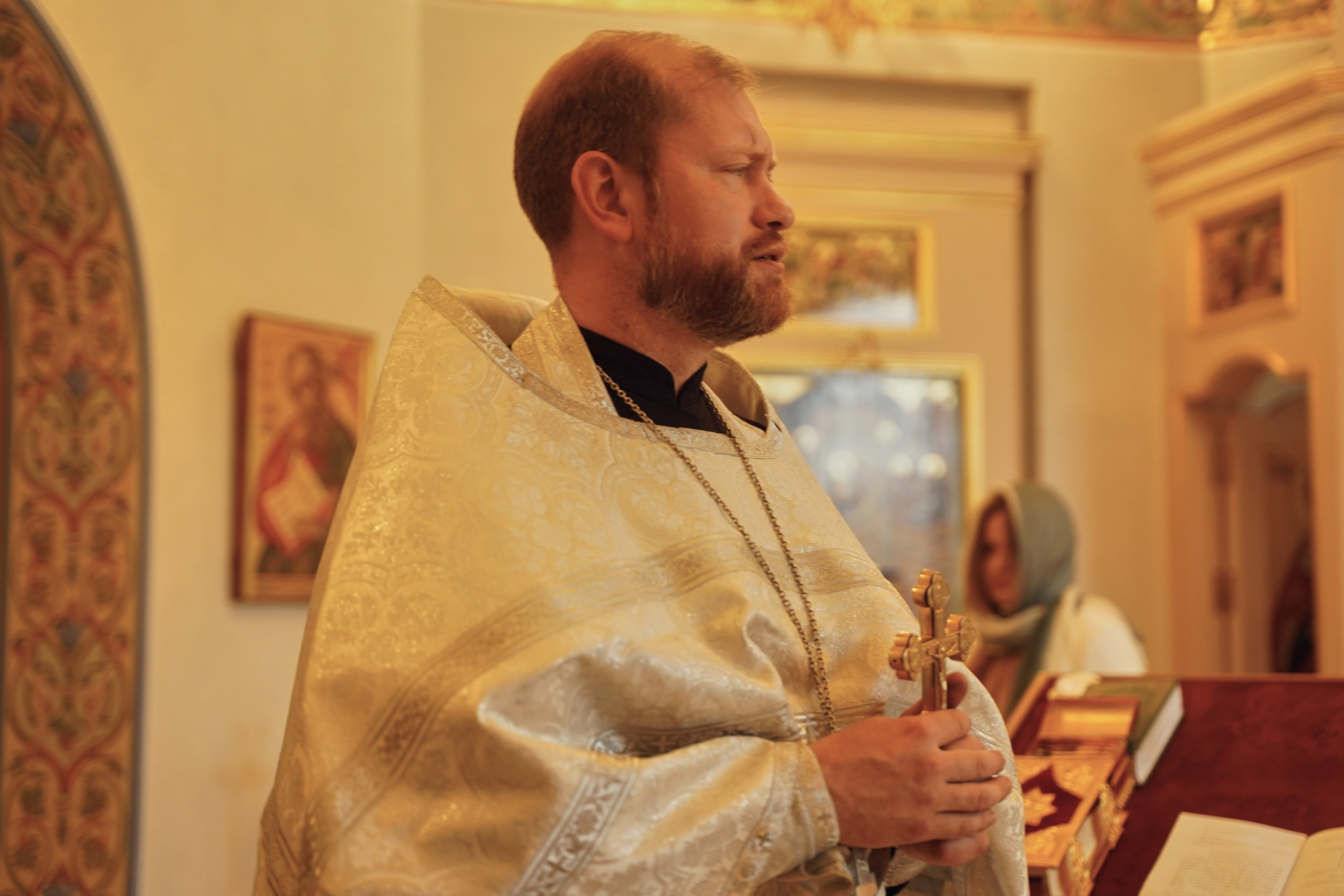 Храм Рождества Пресвятой Богородицы в Крылатском. Портретный фотограф в Москве Елена Капралова