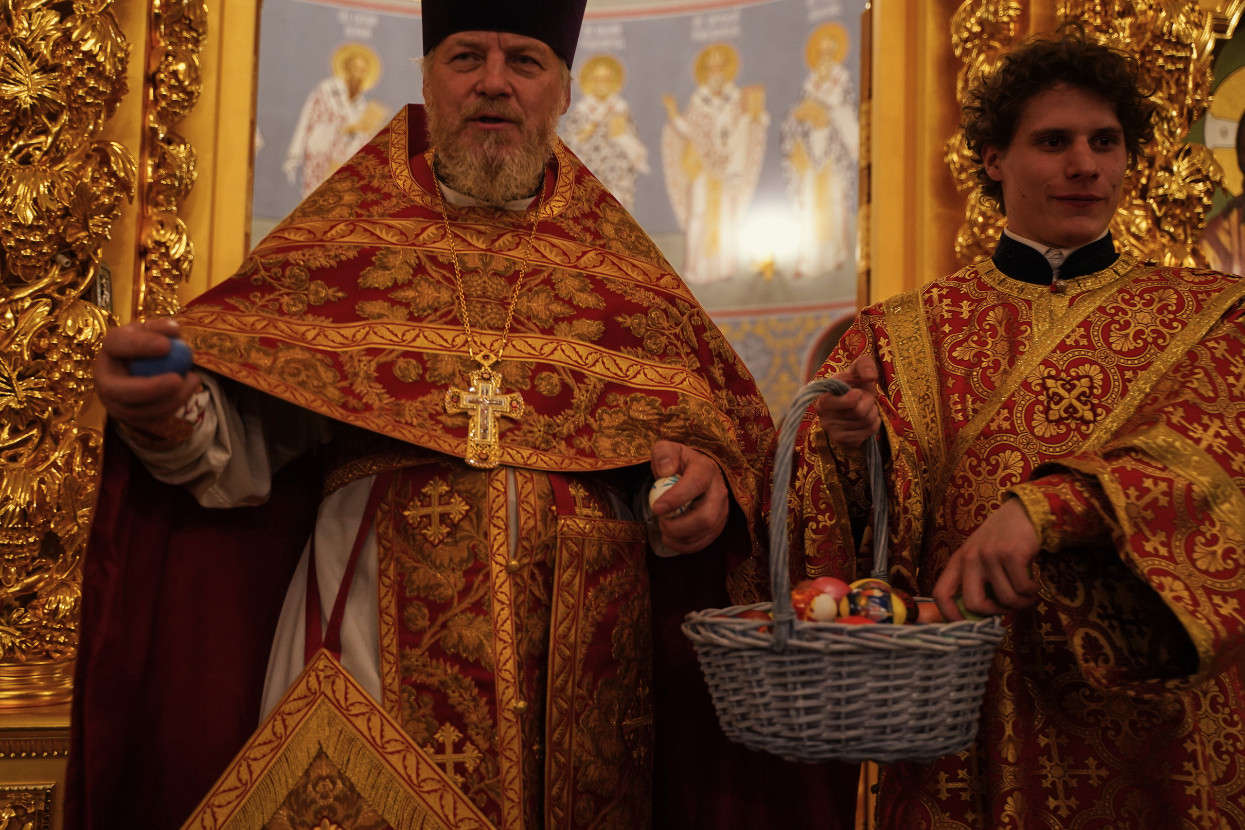 Храм Смоленской иконы Божией Матери. Пасхальное богослужение. Портретный фотограф в Москве Елена Капралова