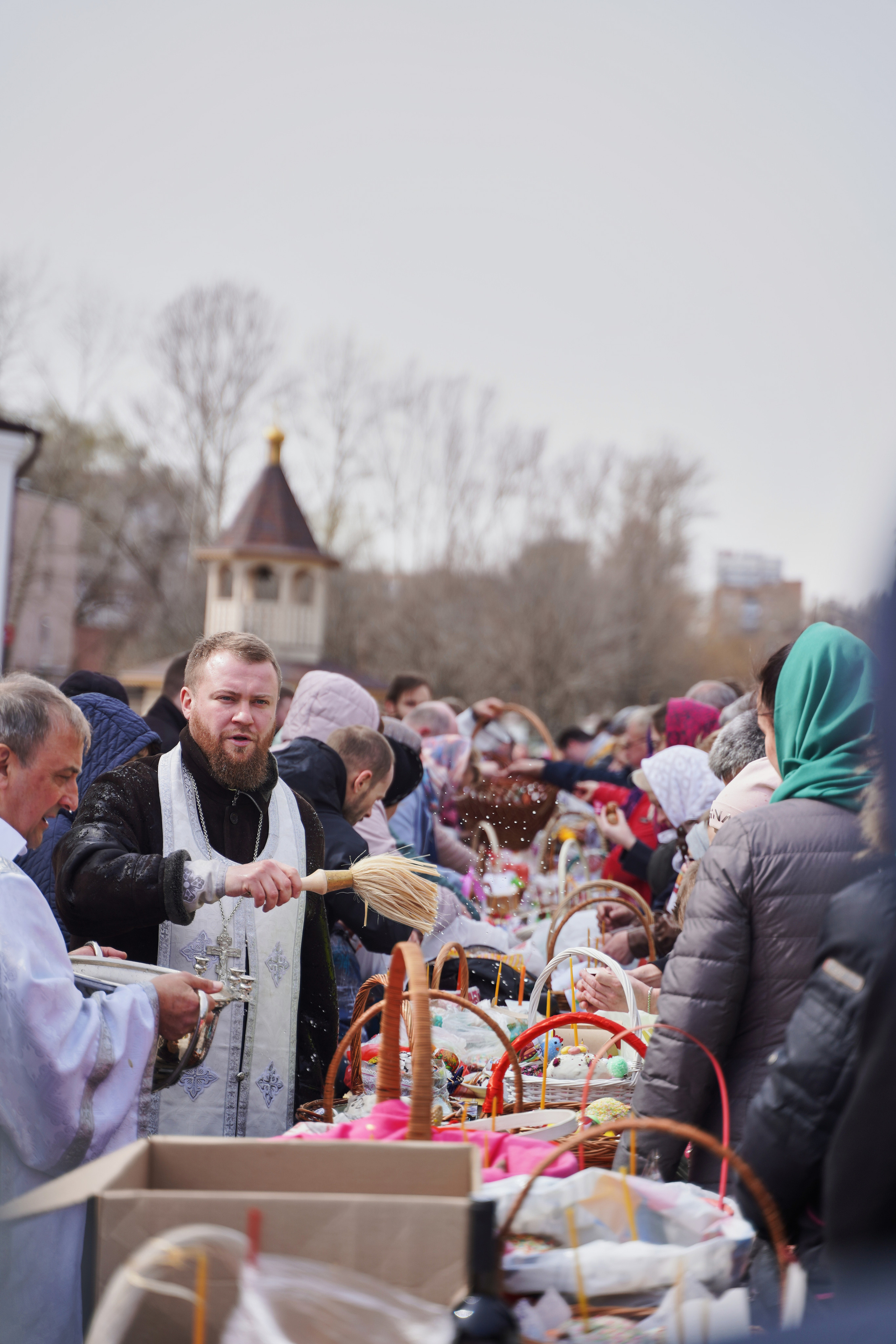 Храм Смоленской иконы Божией Матери. Освящение куличей, пасох и яиц. Портретный фотограф в Москве Елена Капралова