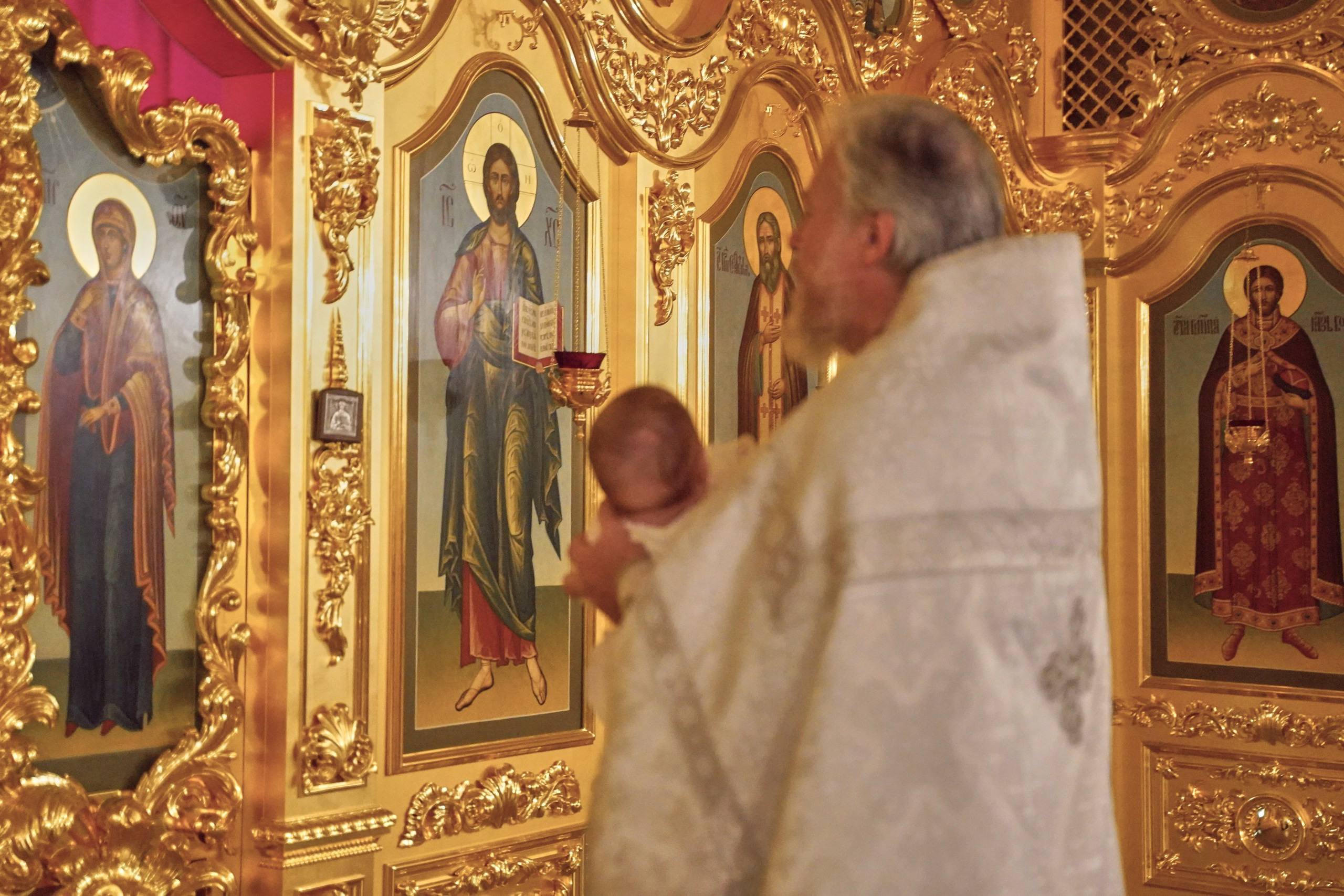 Храм Смоленской иконы Божией Матери. Фотосъемка крещения. Крестины. Портретный фотограф в Москве Елена Капралова