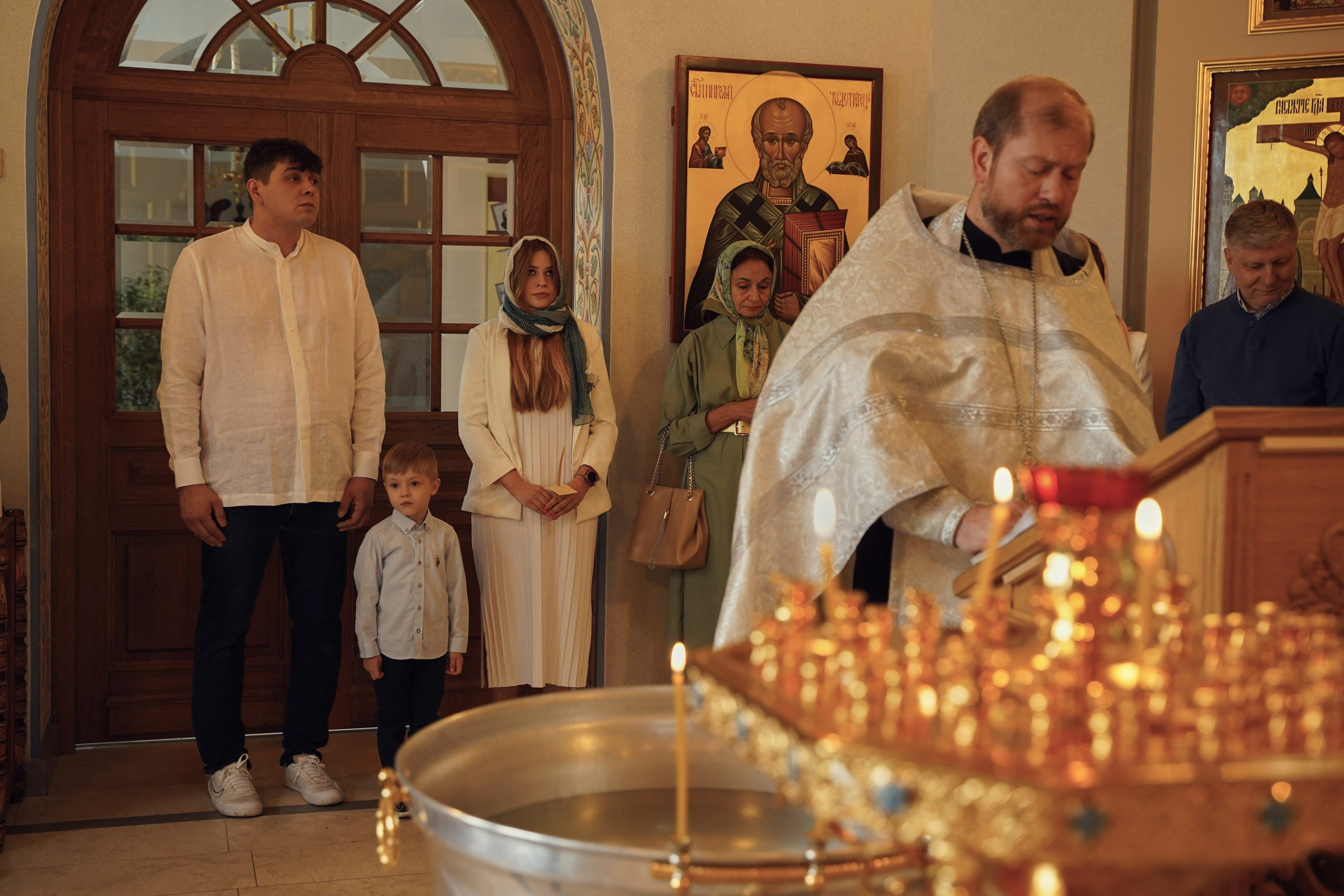 Храм Рождества Пресвятой Богородицы в Крылатском. Портретный фотограф в Москве Елена Капралова