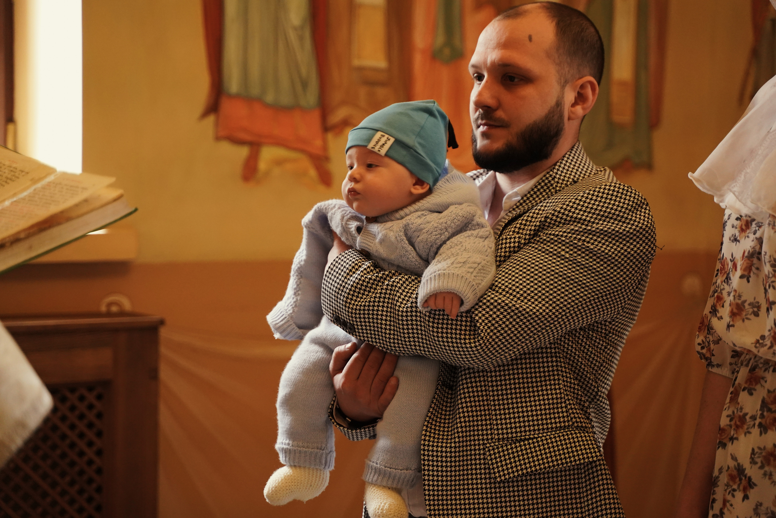 Храм Успения Пресвятой Богородицы в Гончарах.Крещение ребенка.Крестины. Портретный фотограф в Москве Елена Капралова