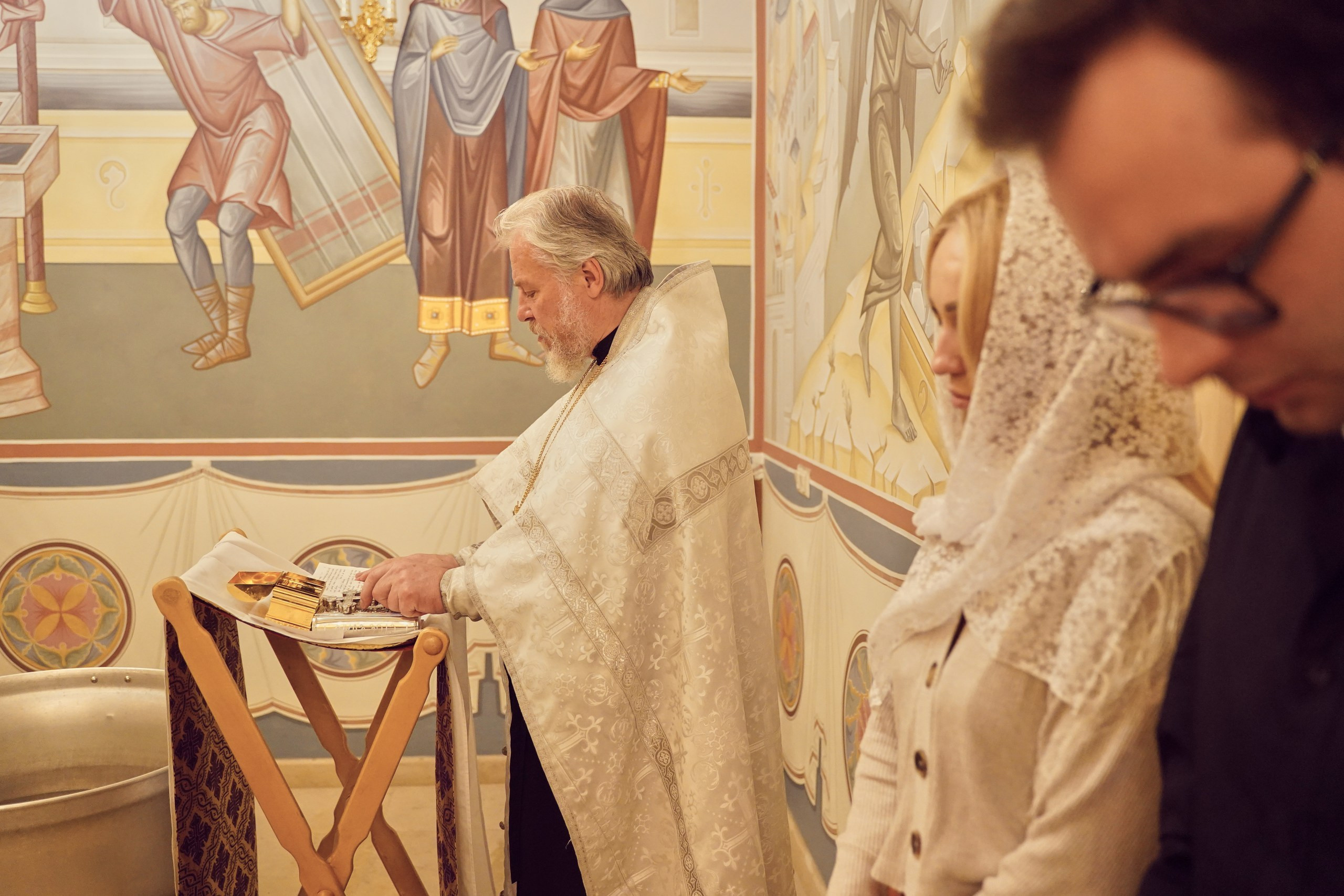 Храм Смоленской иконы Божией Матери. Фотосъемка крещения. Крестины. Портретный фотограф в Москве Елена Капралова