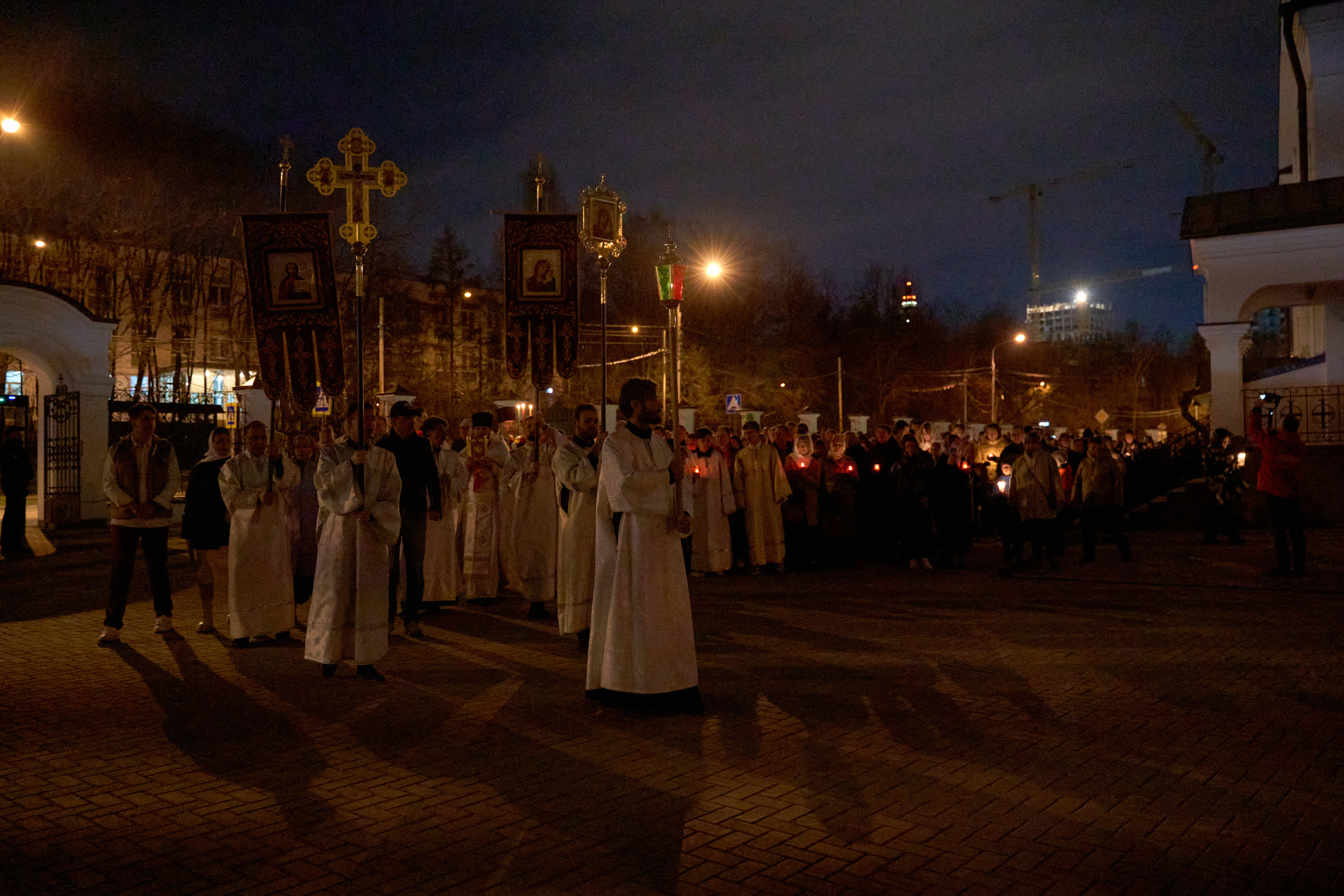 Храм Смоленской иконы Божией Матери. Пасхальное богослужение. Портретный фотограф в Москве Елена Капралова