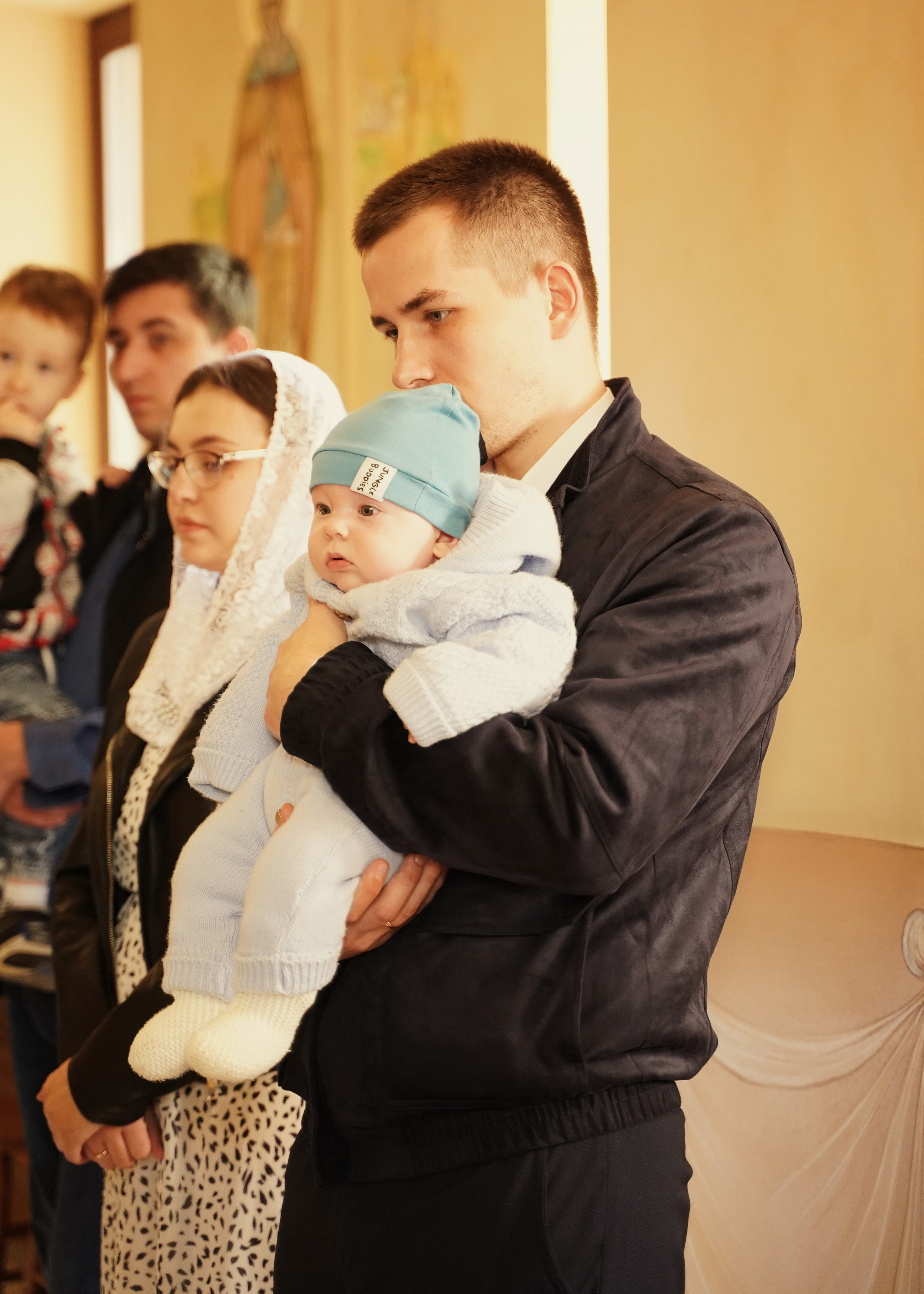 Храм Успения Пресвятой Богородицы в Гончарах.Крещение ребенка.Крестины. Портретный фотограф в Москве Елена Капралова