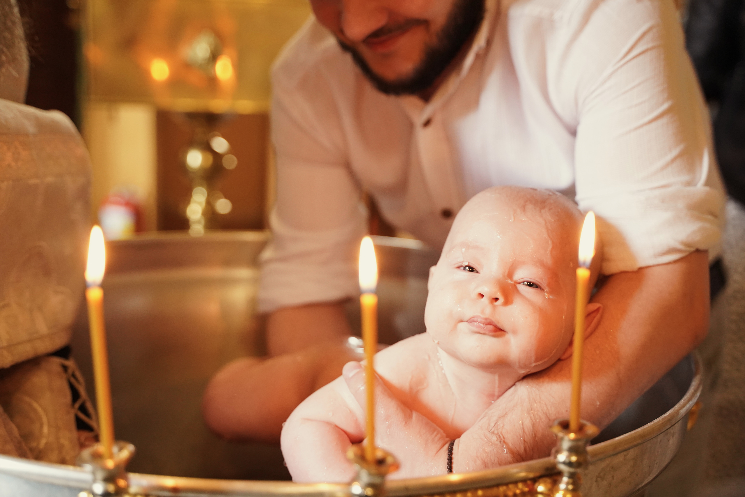 Храм Успения Пресвятой Богородицы в Гончарах.Крещение ребенка.Крестины. Портретный фотограф в Москве Елена Капралова