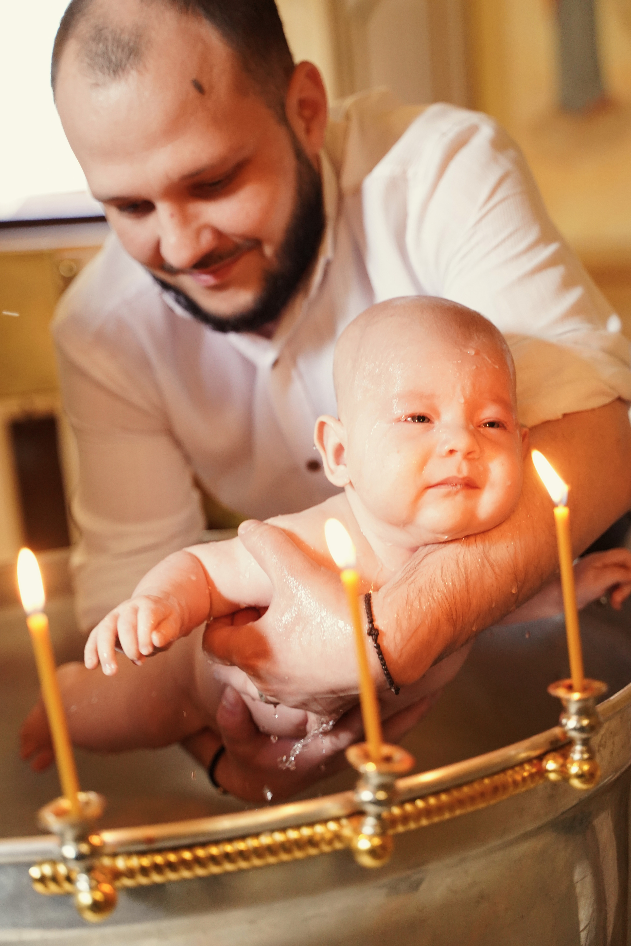 Храм Успения Пресвятой Богородицы в Гончарах.Крещение ребенка.Крестины. Портретный фотограф в Москве Елена Капралова
