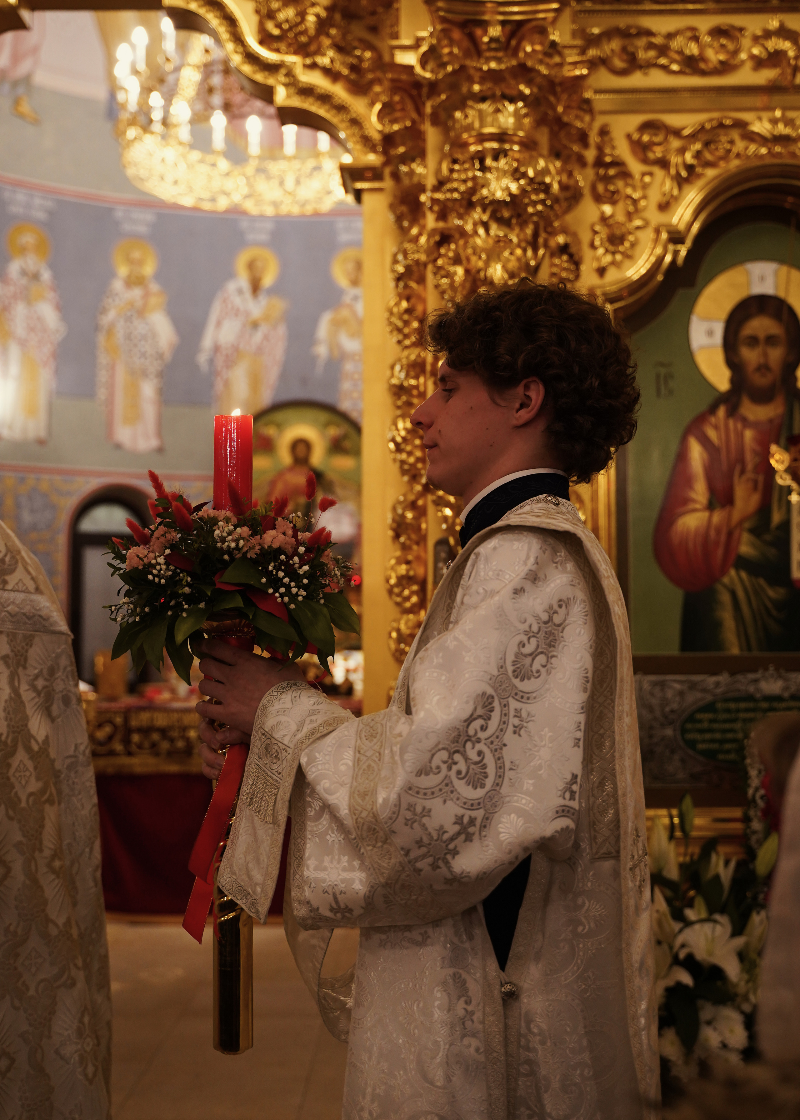 Храм Смоленской иконы Божией Матери. Пасхальное богослужение. Портретный фотограф в Москве Елена Капралова
