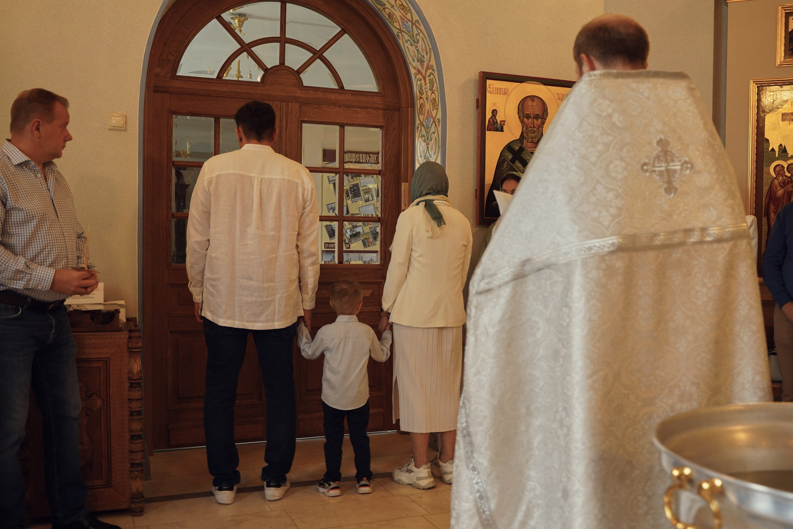 Храм Рождества Пресвятой Богородицы в Крылатском. Портретный фотограф в Москве Елена Капралова