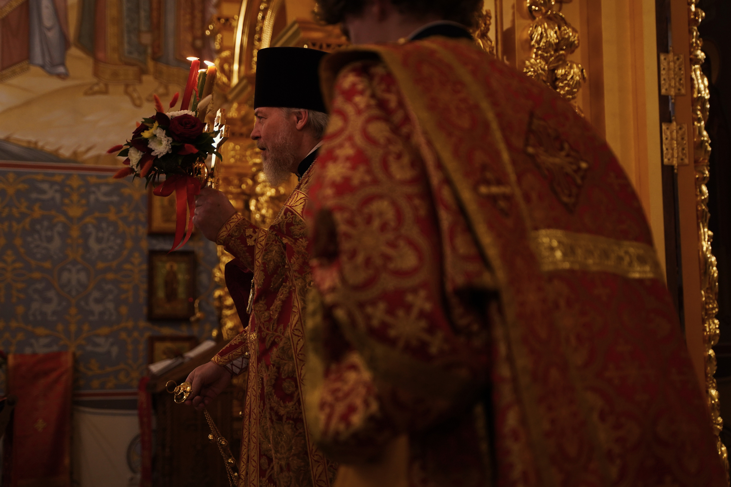 Храм Смоленской иконы Божией Матери. Пасхальное богослужение. Портретный фотограф в Москве Елена Капралова