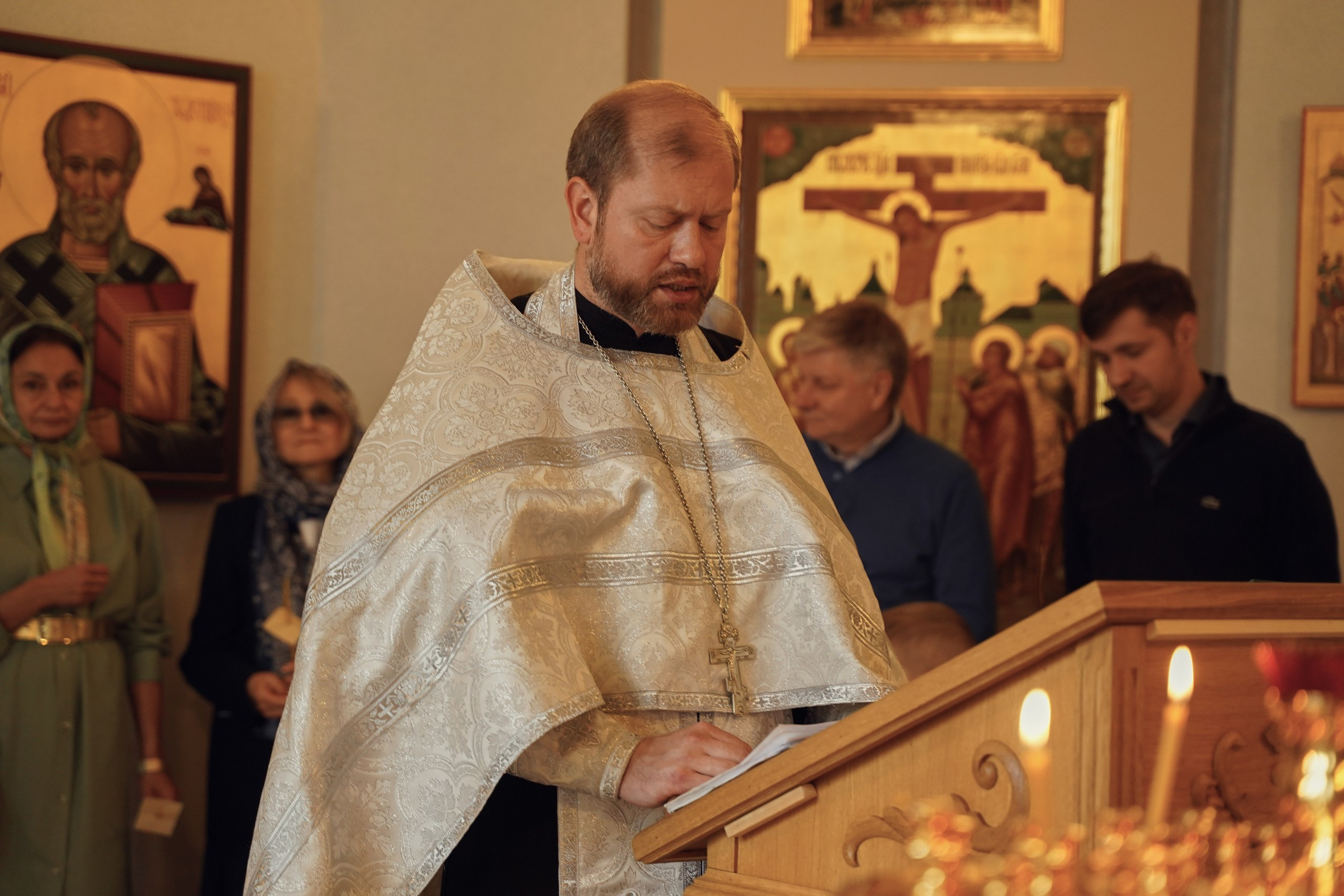 Храм Рождества Пресвятой Богородицы в Крылатском. Портретный фотограф в Москве Елена Капралова