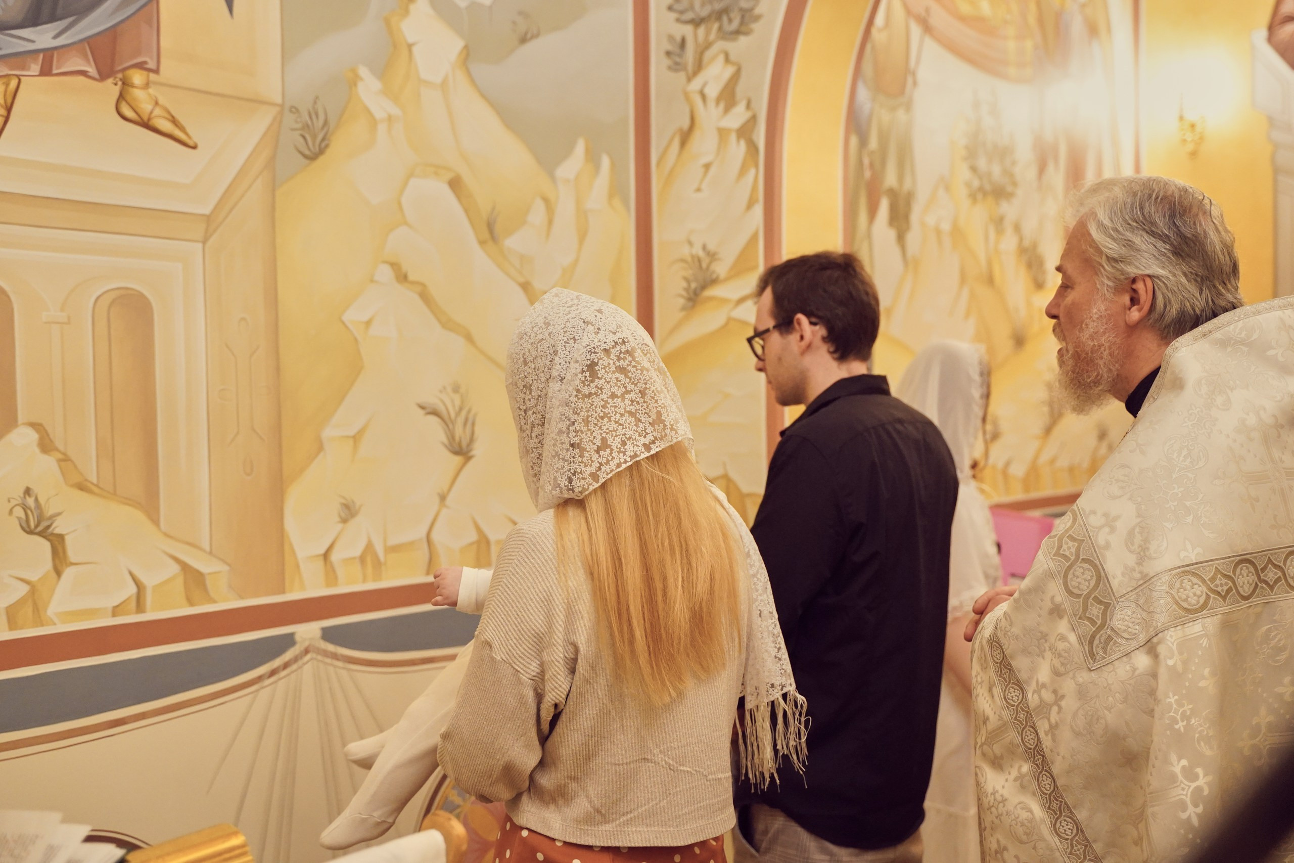 Храм Смоленской иконы Божией Матери. Фотосъемка крещения. Крестины. Портретный фотограф в Москве Елена Капралова