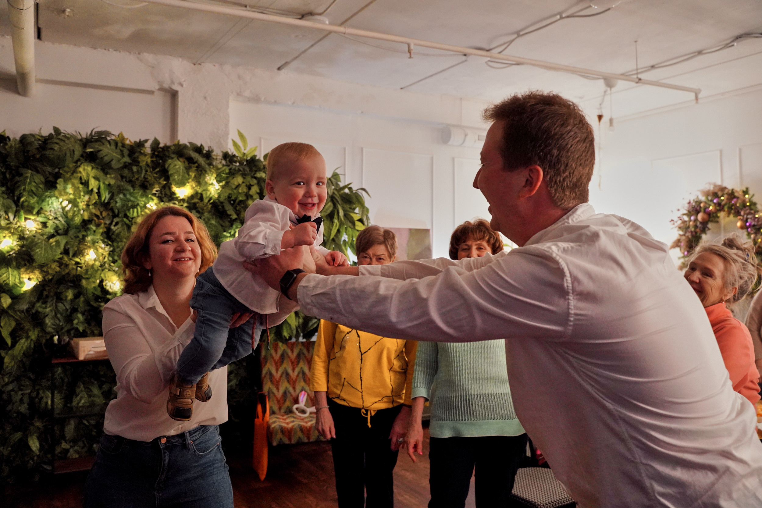 Годовасие малыша. Первый день рождения ребенка. Фотограф на праздник. Портретный фотограф в Москве Елена Капралова