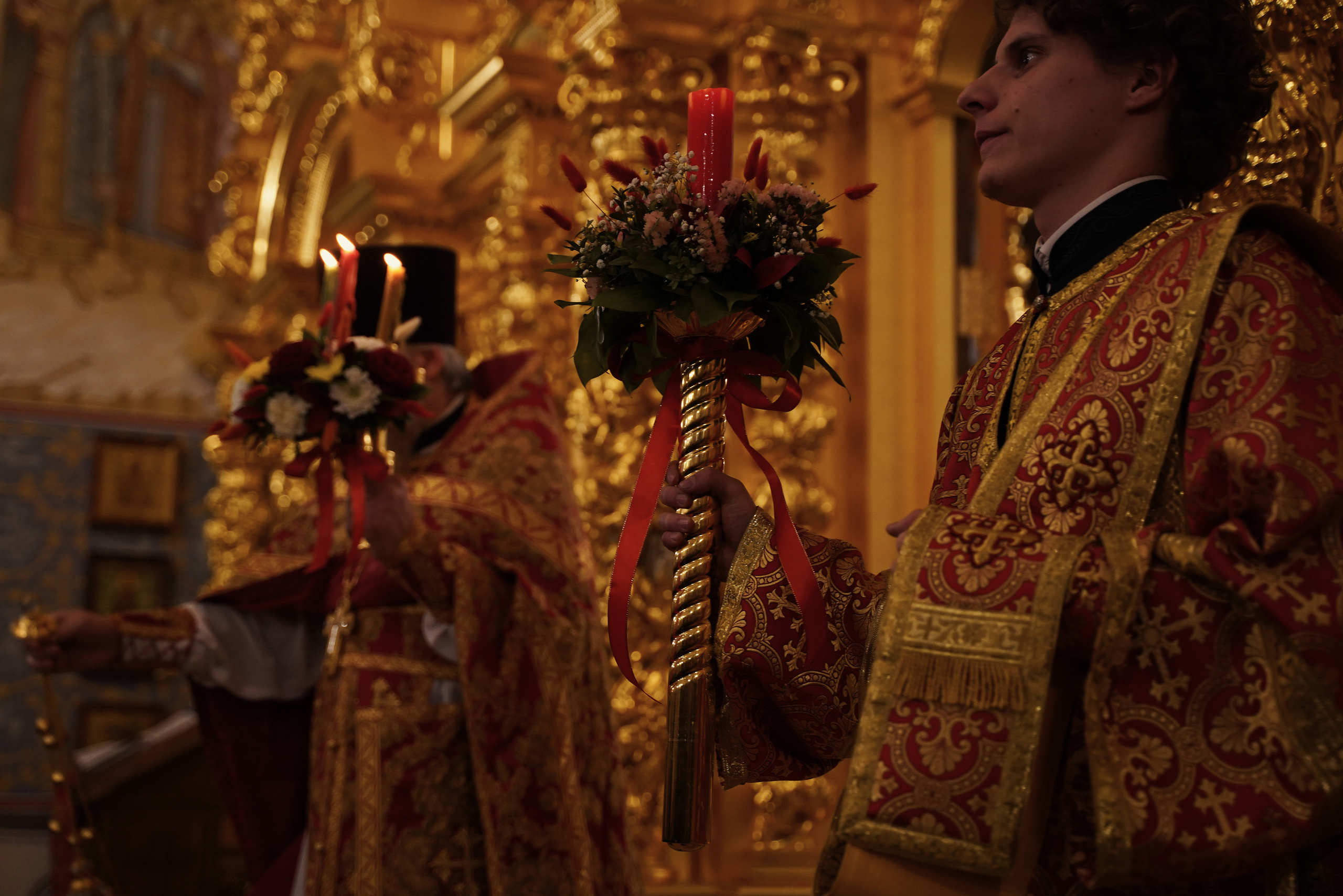 Храм Смоленской иконы Божией Матери. Пасхальное богослужение. Портретный фотограф в Москве Елена Капралова