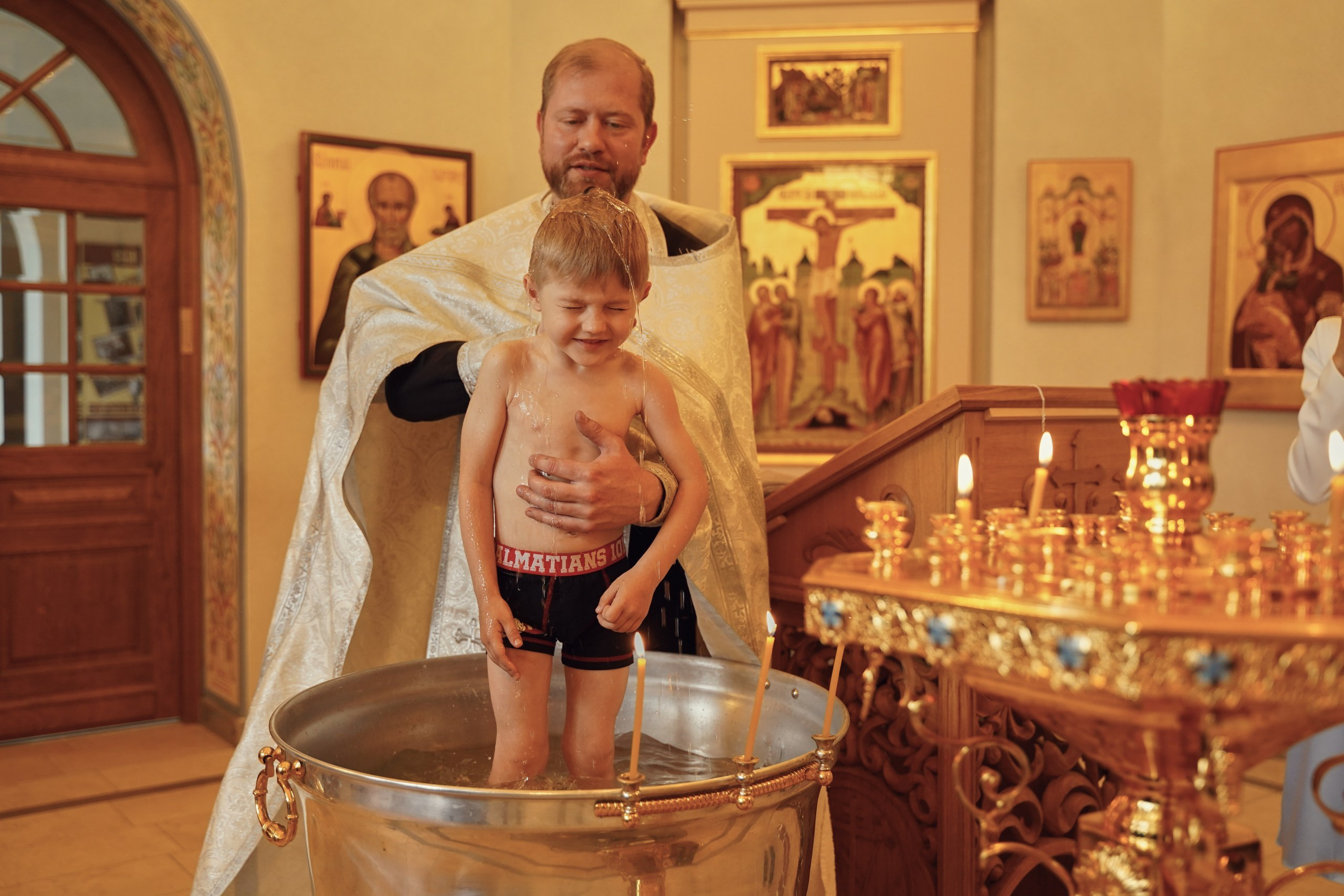 Храм Рождества Пресвятой Богородицы в Крылатском. Портретный фотограф в Москве Елена Капралова