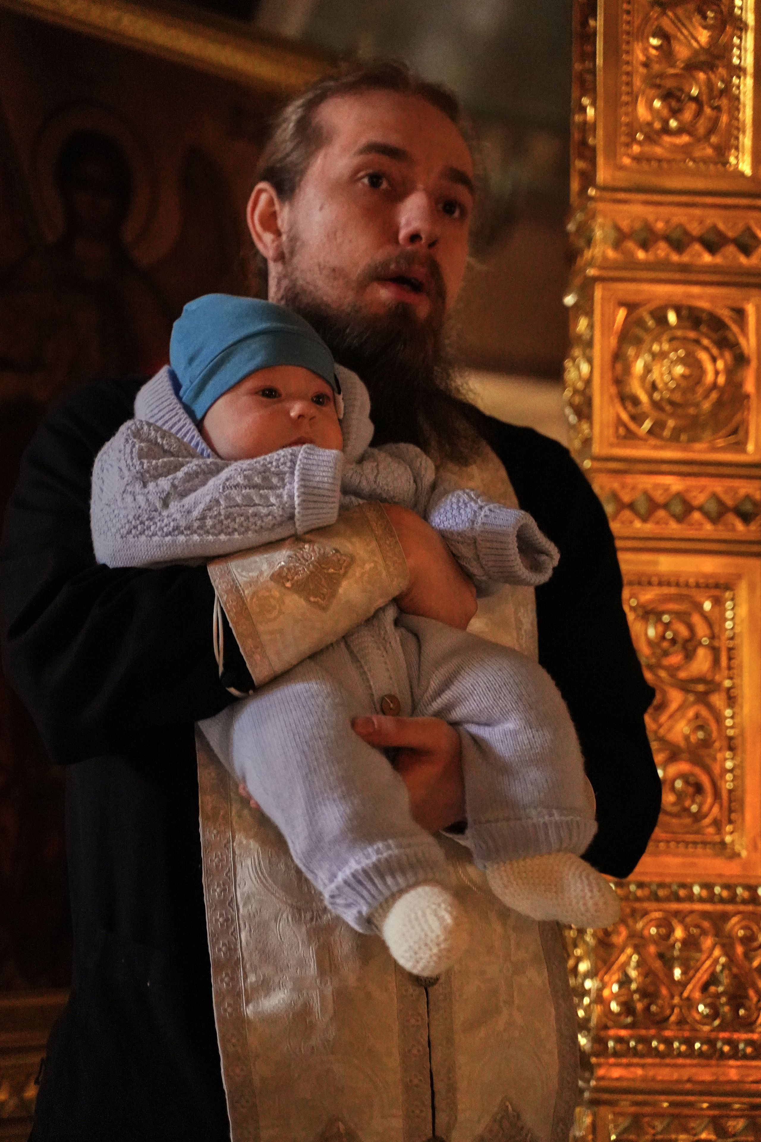 Храм Успения Пресвятой Богородицы в Гончарах.Крещение ребенка.Крестины. Портретный фотограф в Москве Елена Капралова