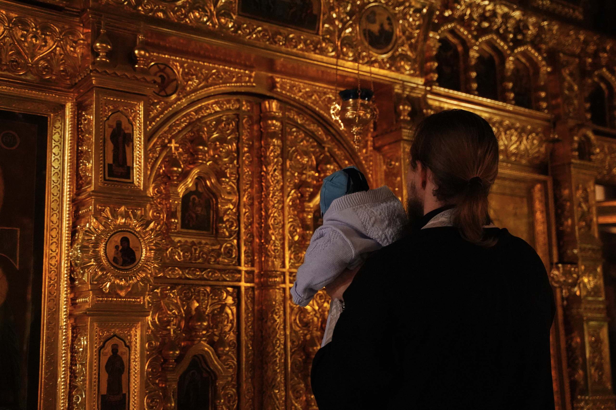 Храм Успения Пресвятой Богородицы в Гончарах.Крещение ребенка.Крестины. Портретный фотограф в Москве Елена Капралова