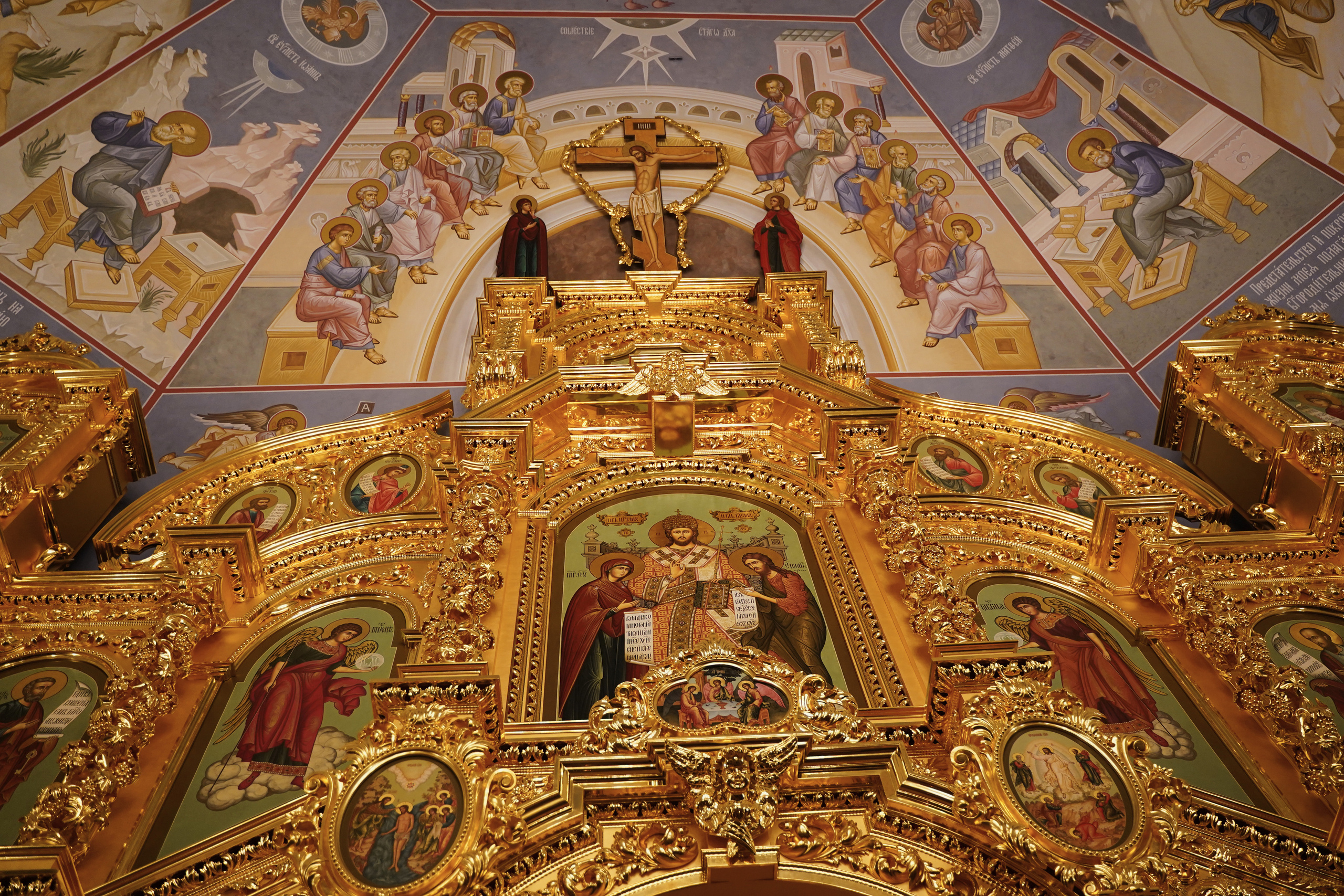 Храм Смоленской иконы Божией Матери. Пасхальное богослужение. Портретный фотограф в Москве Елена Капралова