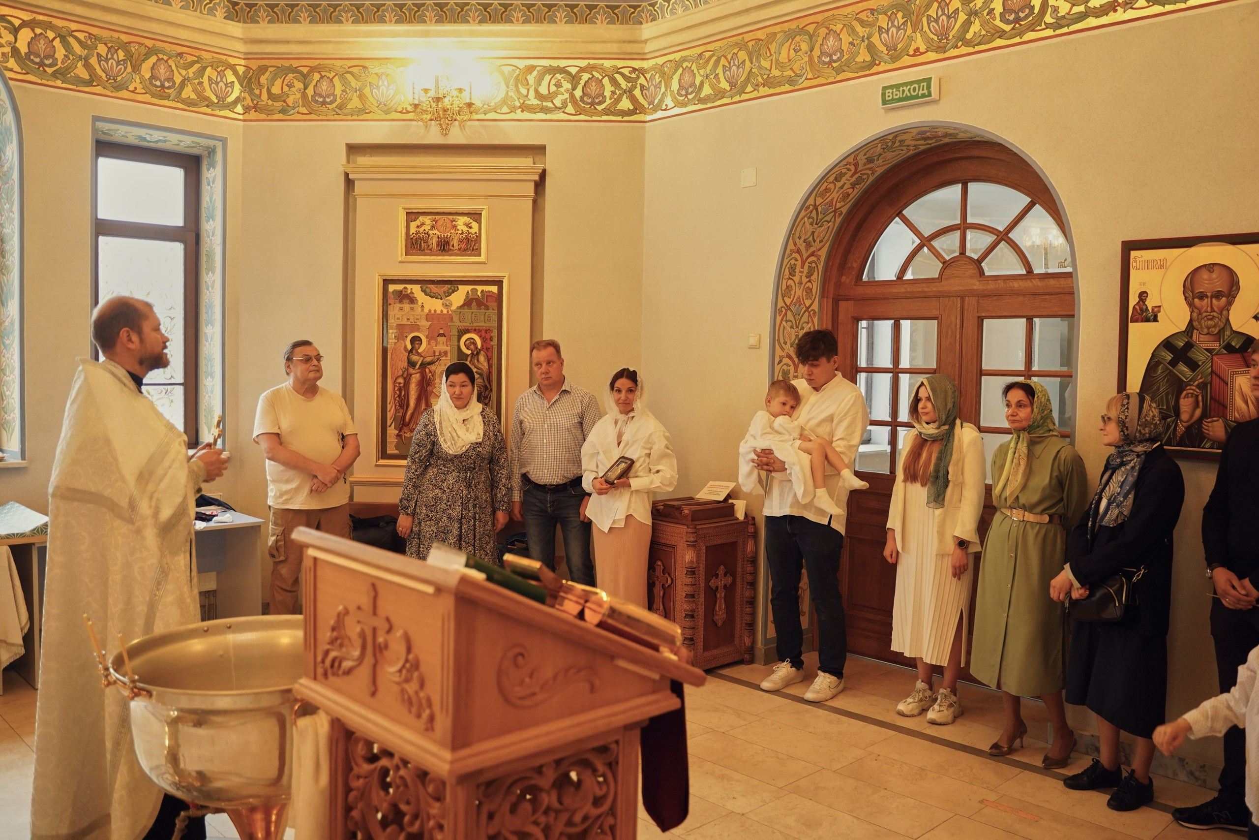 Храм Рождества Пресвятой Богородицы в Крылатском. Портретный фотограф в Москве Елена Капралова