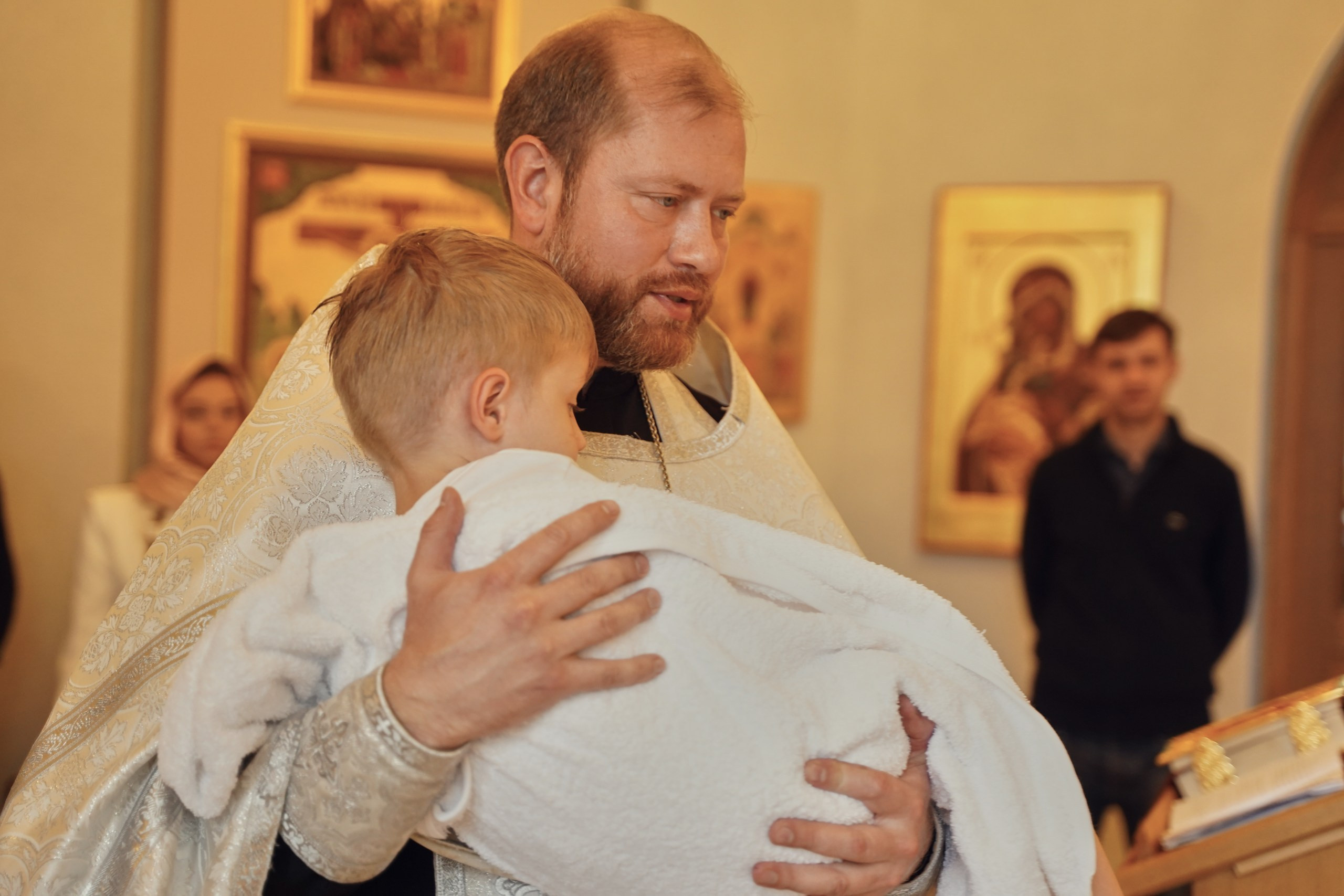 Храм Рождества Пресвятой Богородицы в Крылатском. Портретный фотограф в Москве Елена Капралова