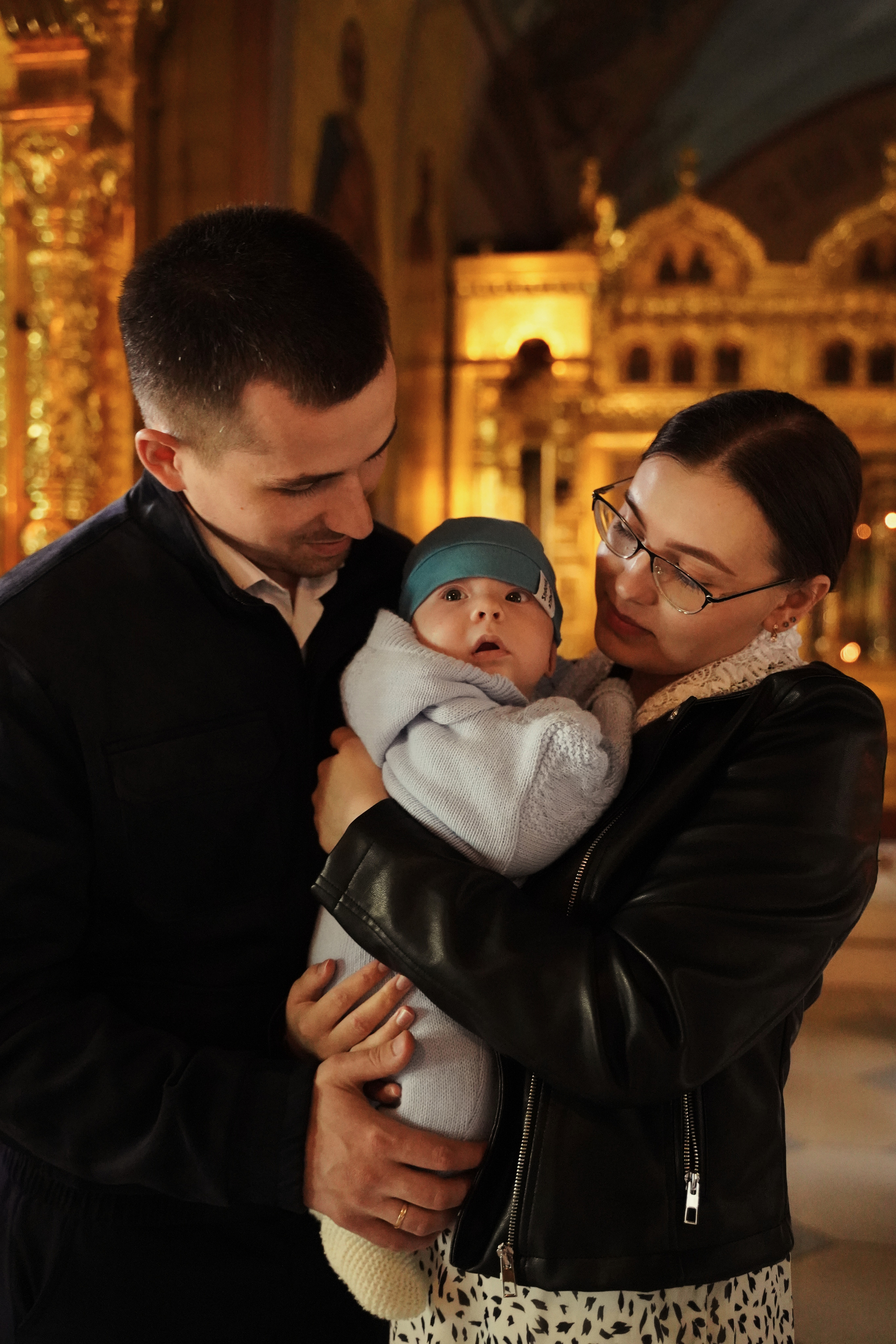 Храм Успения Пресвятой Богородицы в Гончарах.Крещение ребенка.Крестины. Портретный фотограф в Москве Елена Капралова