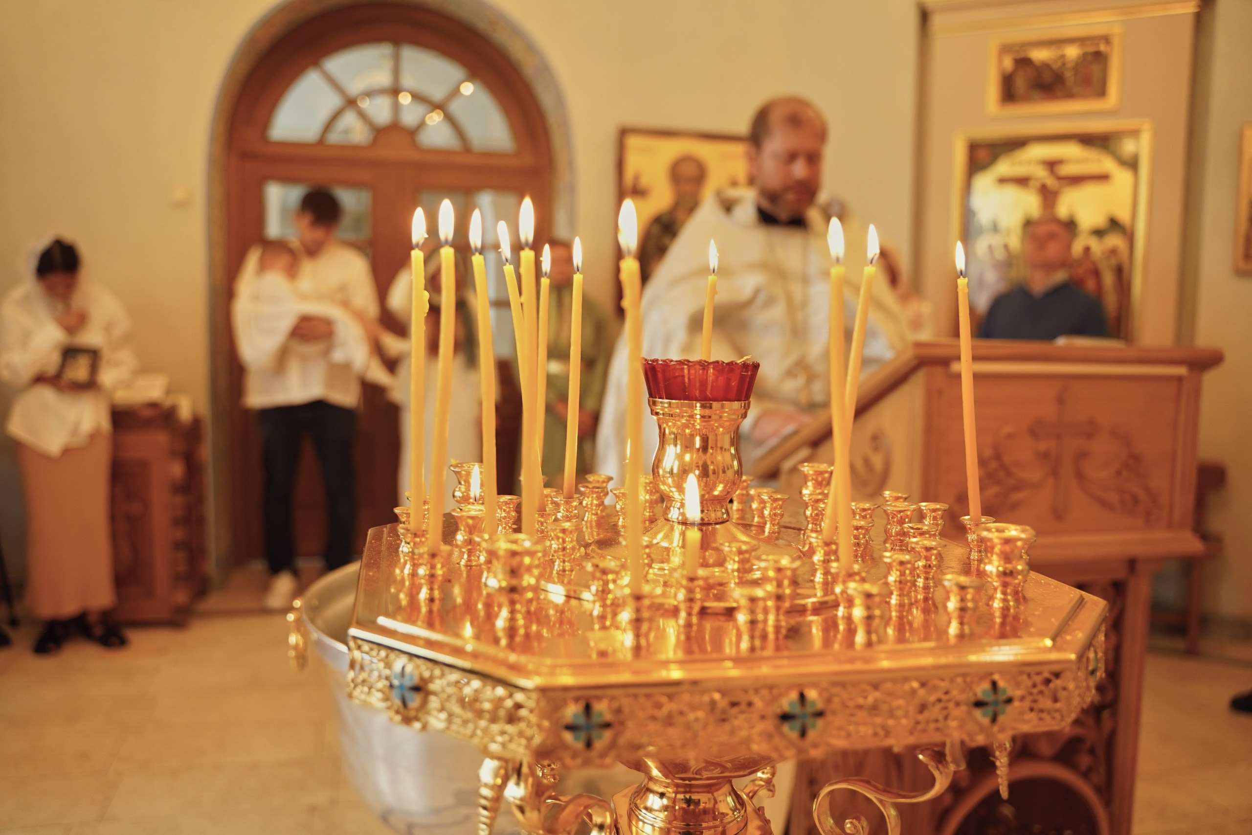Храм Рождества Пресвятой Богородицы в Крылатском. Портретный фотограф в Москве Елена Капралова
