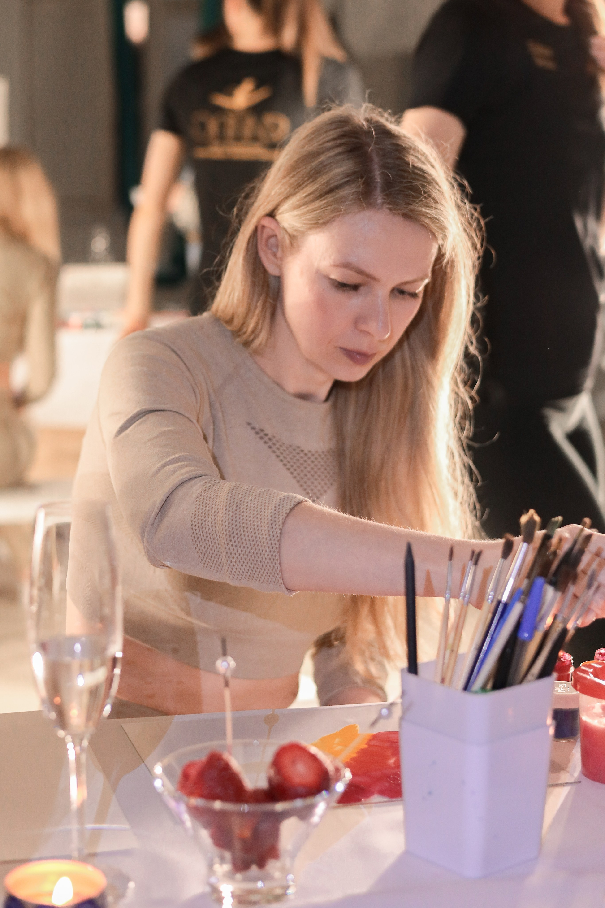 Арт-терапия + аэройога. Фотограф Надршина Лилия