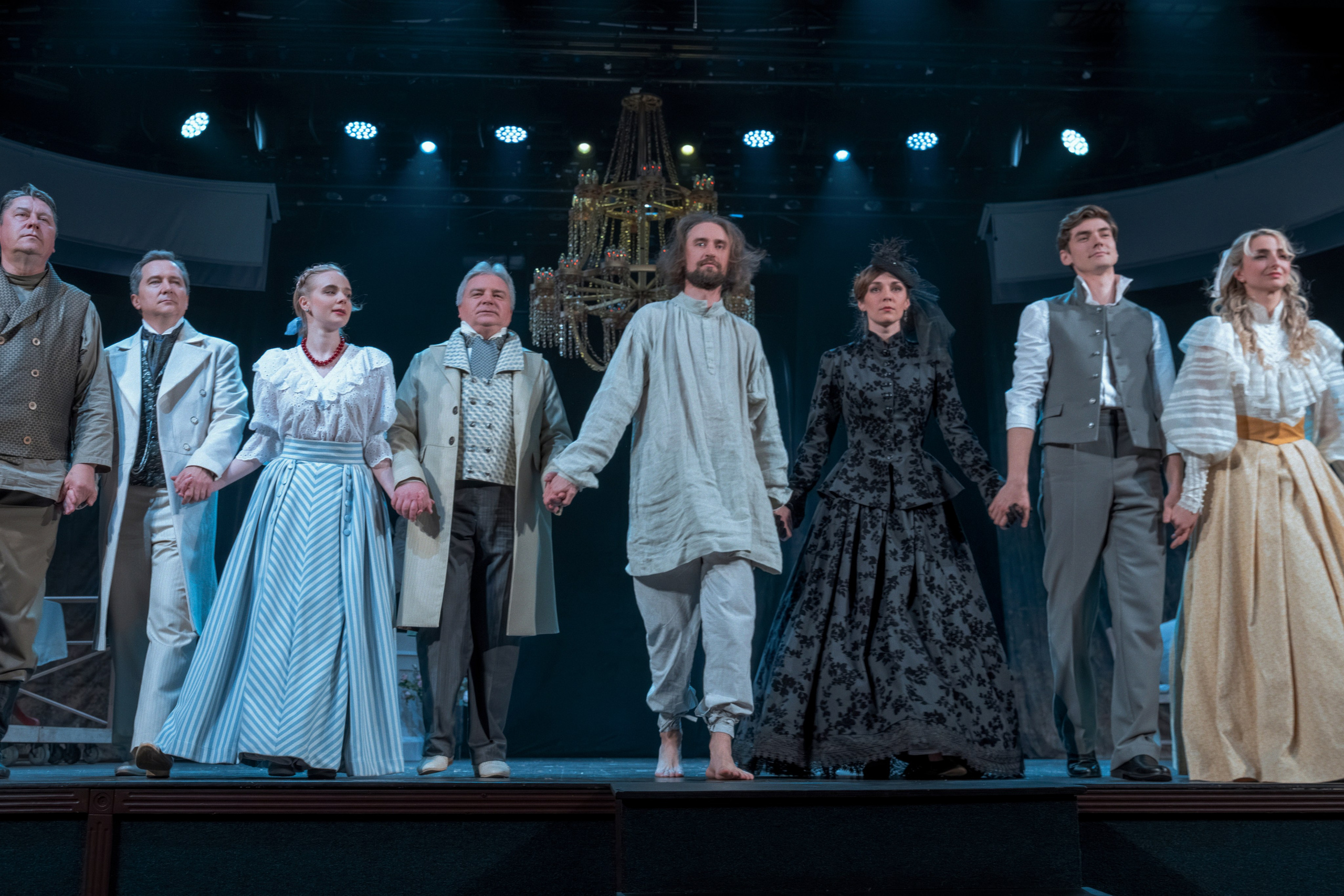 Театр Роста: Отцы и Дети. Сайт фотографа Сергея Абрамова