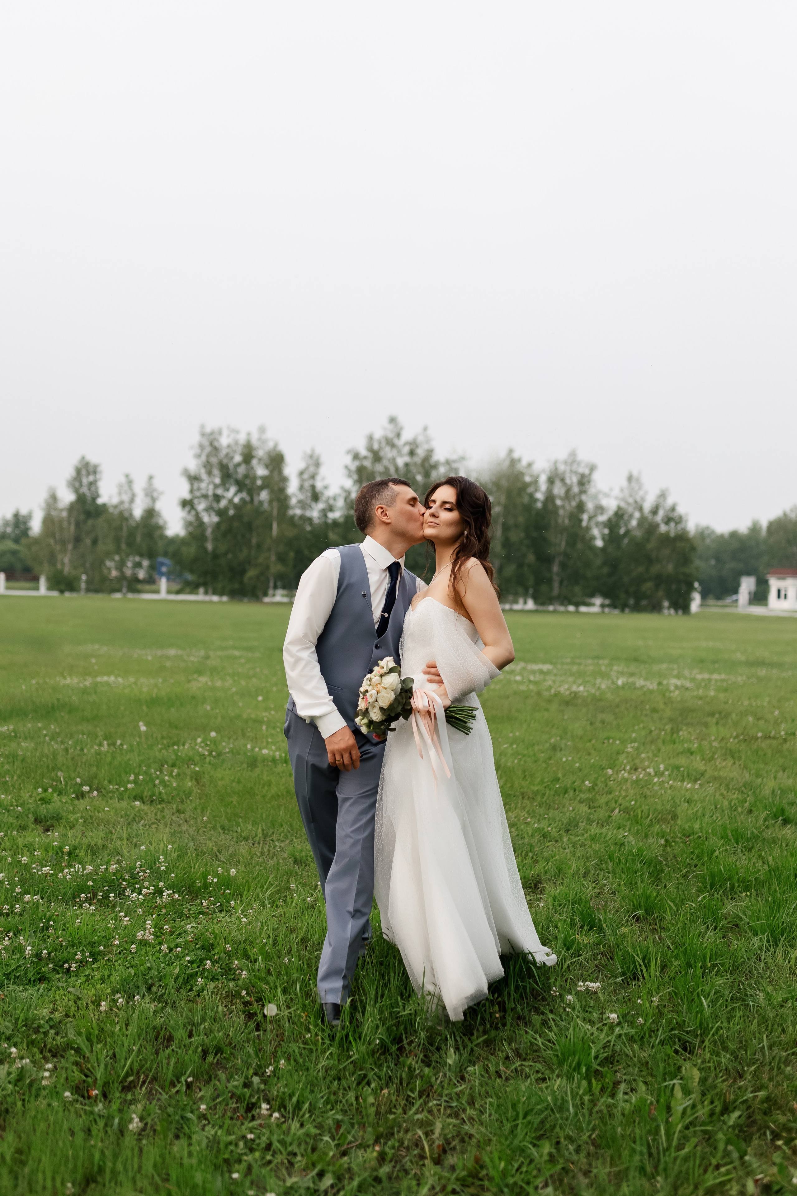 Антон и Яна. Сборы. Дом Офицеров. Выездная. Мельница. Свадебный фотограф в Хабаровске