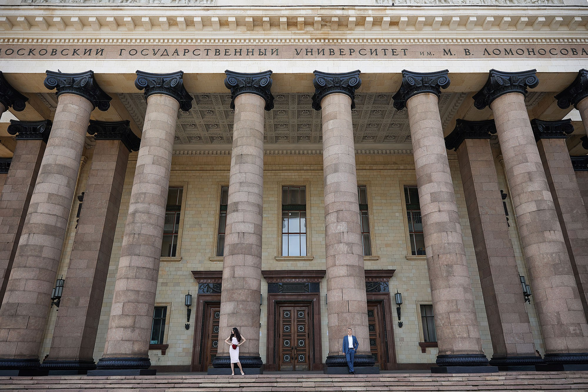 Прогулка, фотосессия жениха и невесты. Свадебная съемка. Фотограф в Москве Валерий Боцман
