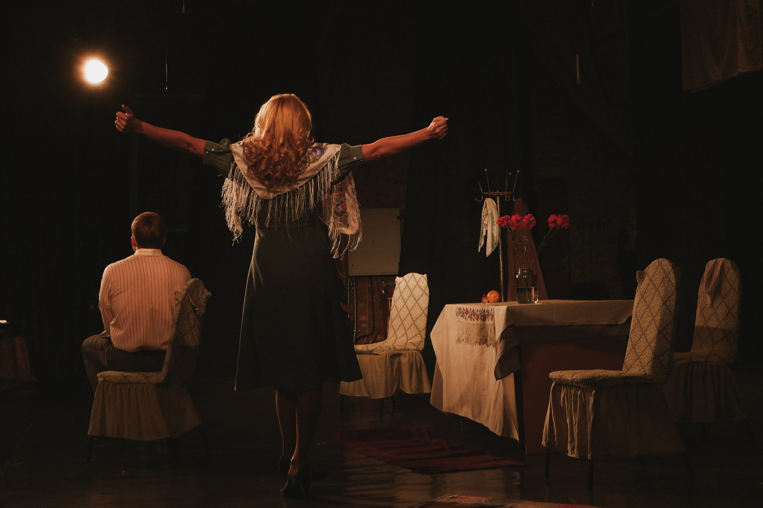 Спектакль «Вот и свела судьба нас». Лена Фокина | Фотограф Смоленск