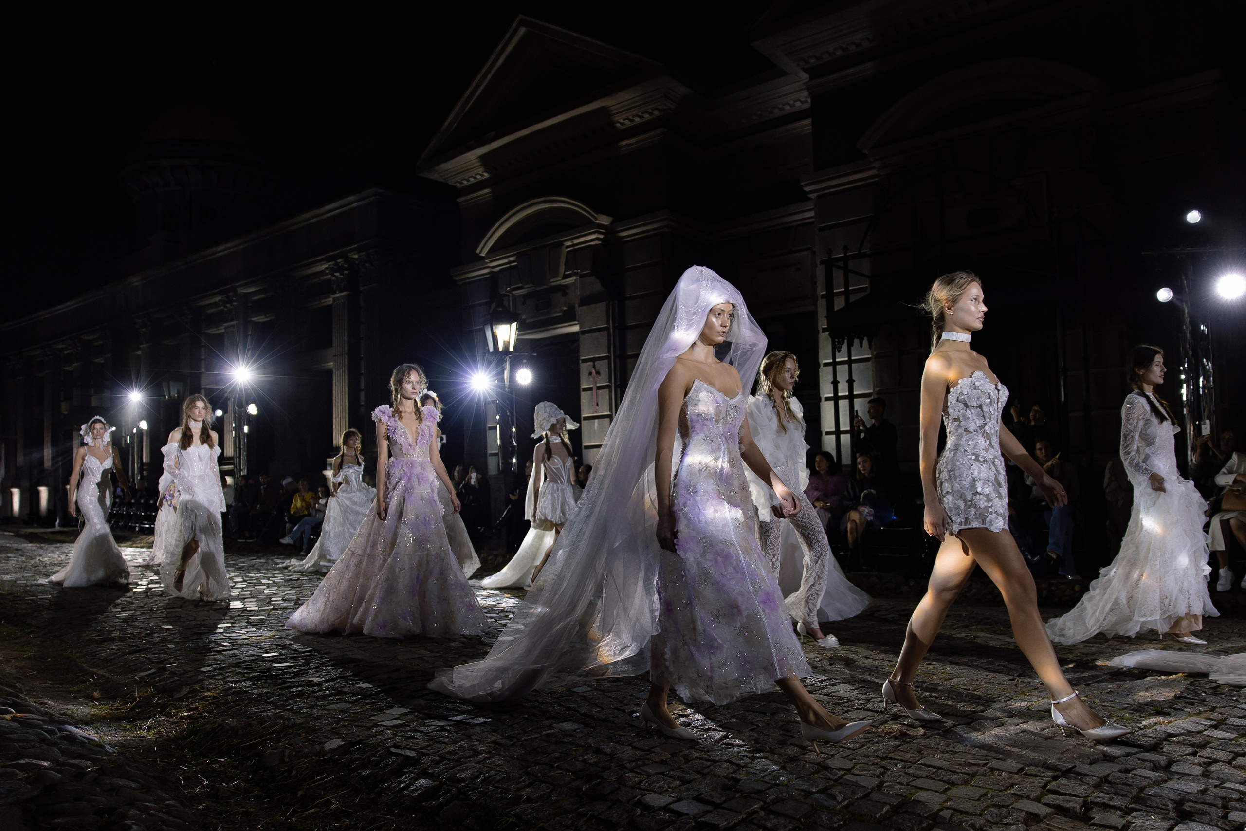 Rara Avis Fashion Show 2025. Свадебный фотограф Москва и Санкт-Петерург Артем Мамонов