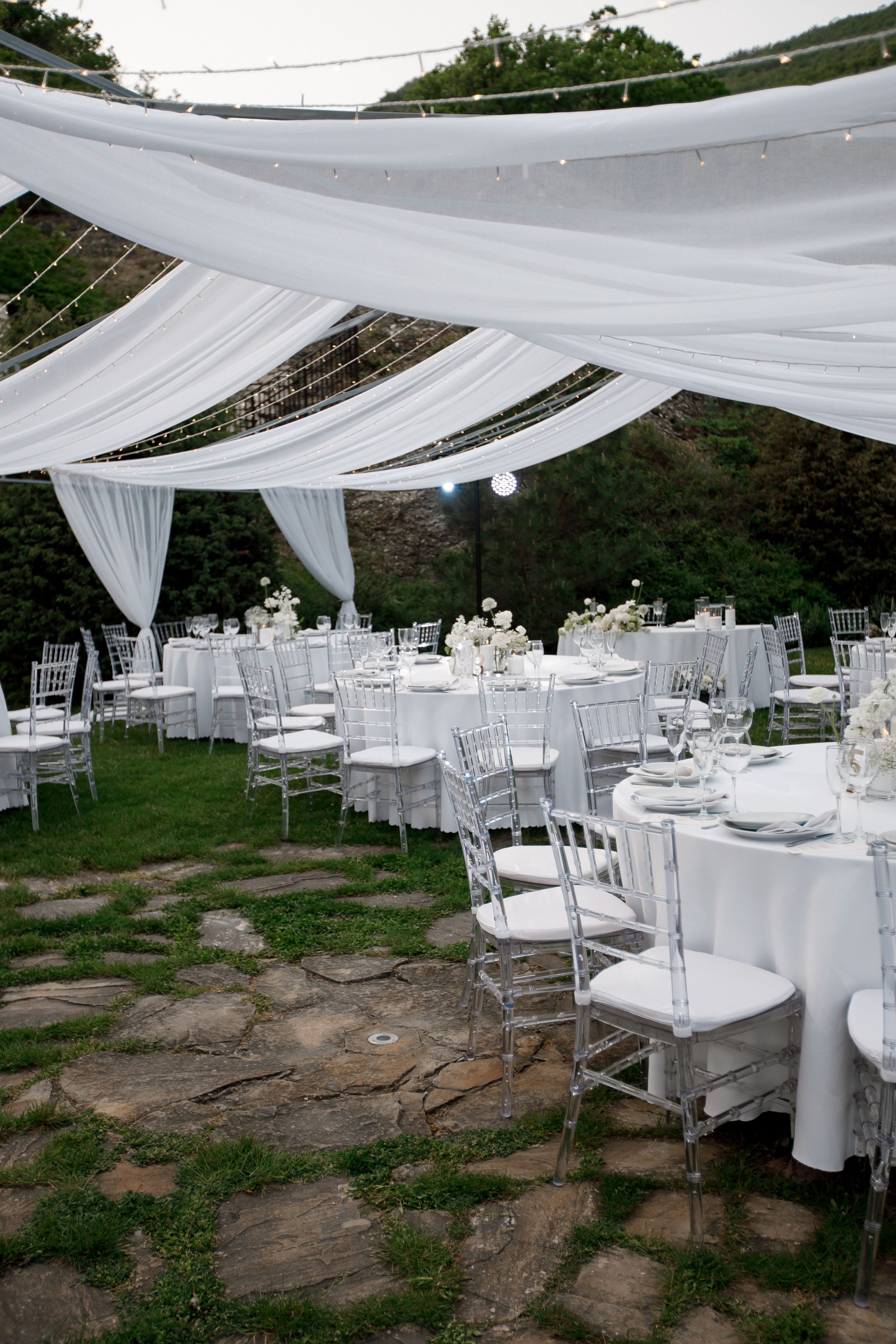 Денис и Алина. Белый замок. Фотограф Анна Лейман. Севастополь