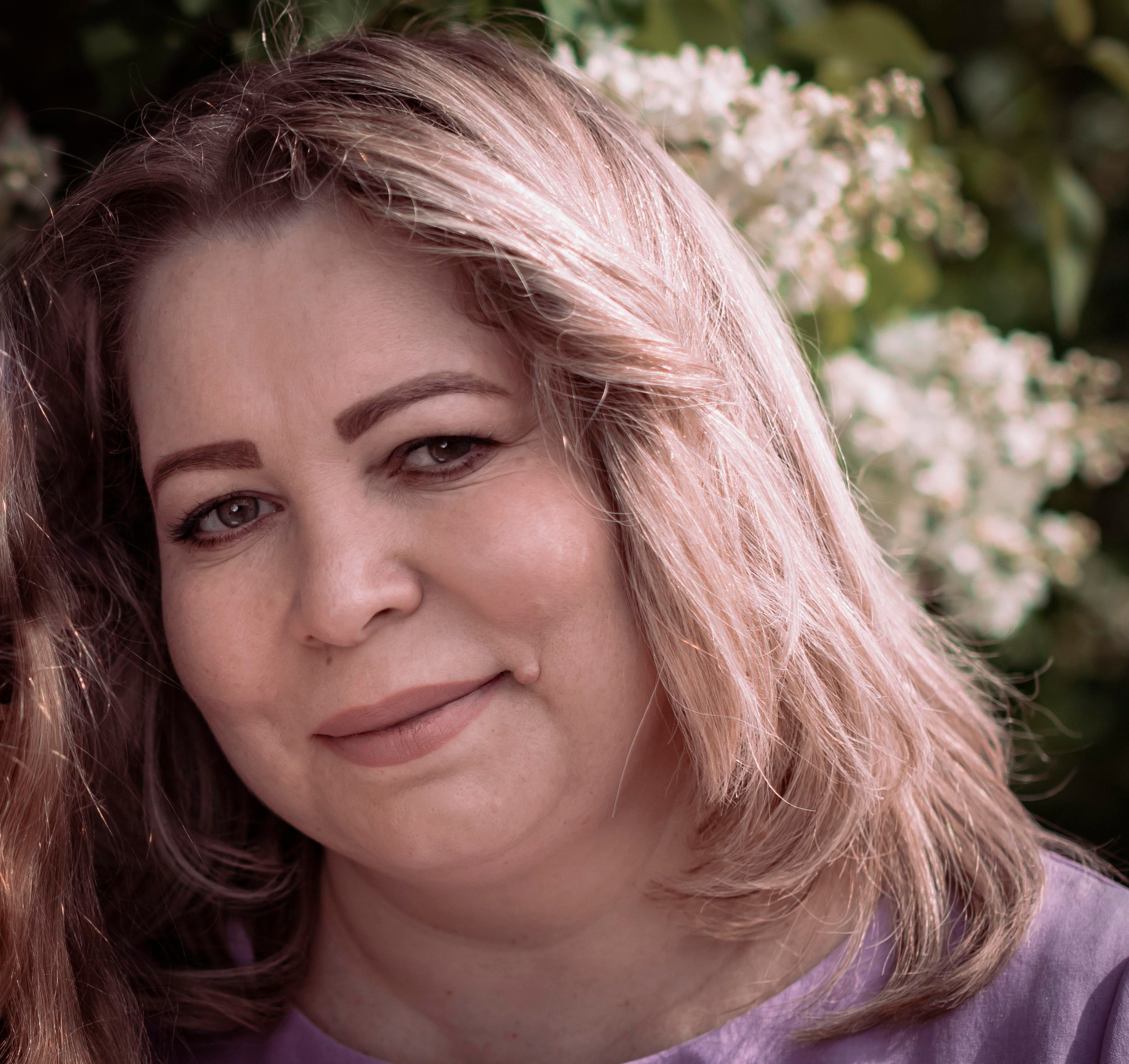 Весенняя пора. Фото в цветущей зелени. Фотограф и видеограф в Ставрополе Инна Попова