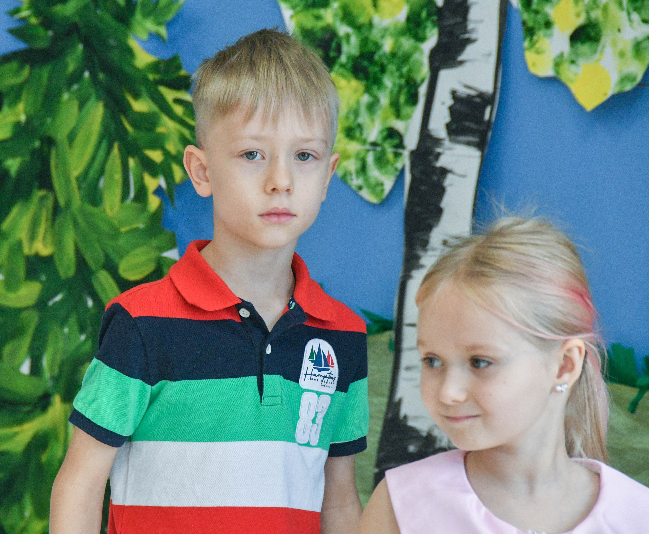 2023 г. День дошкольного работника и прогулка. Репортажный и детский фотограф в Новосибирске