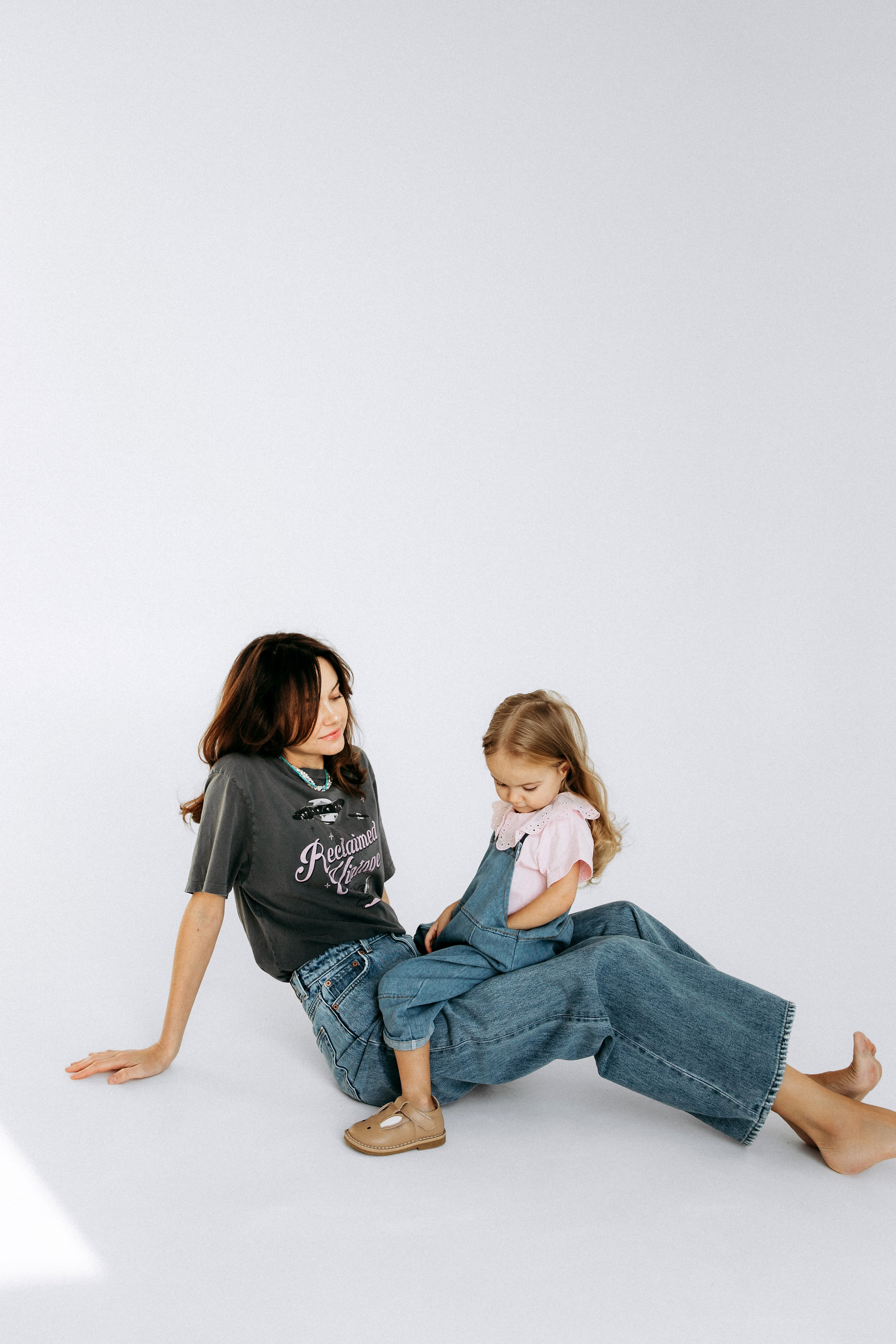 Ира и Мелания. Главная