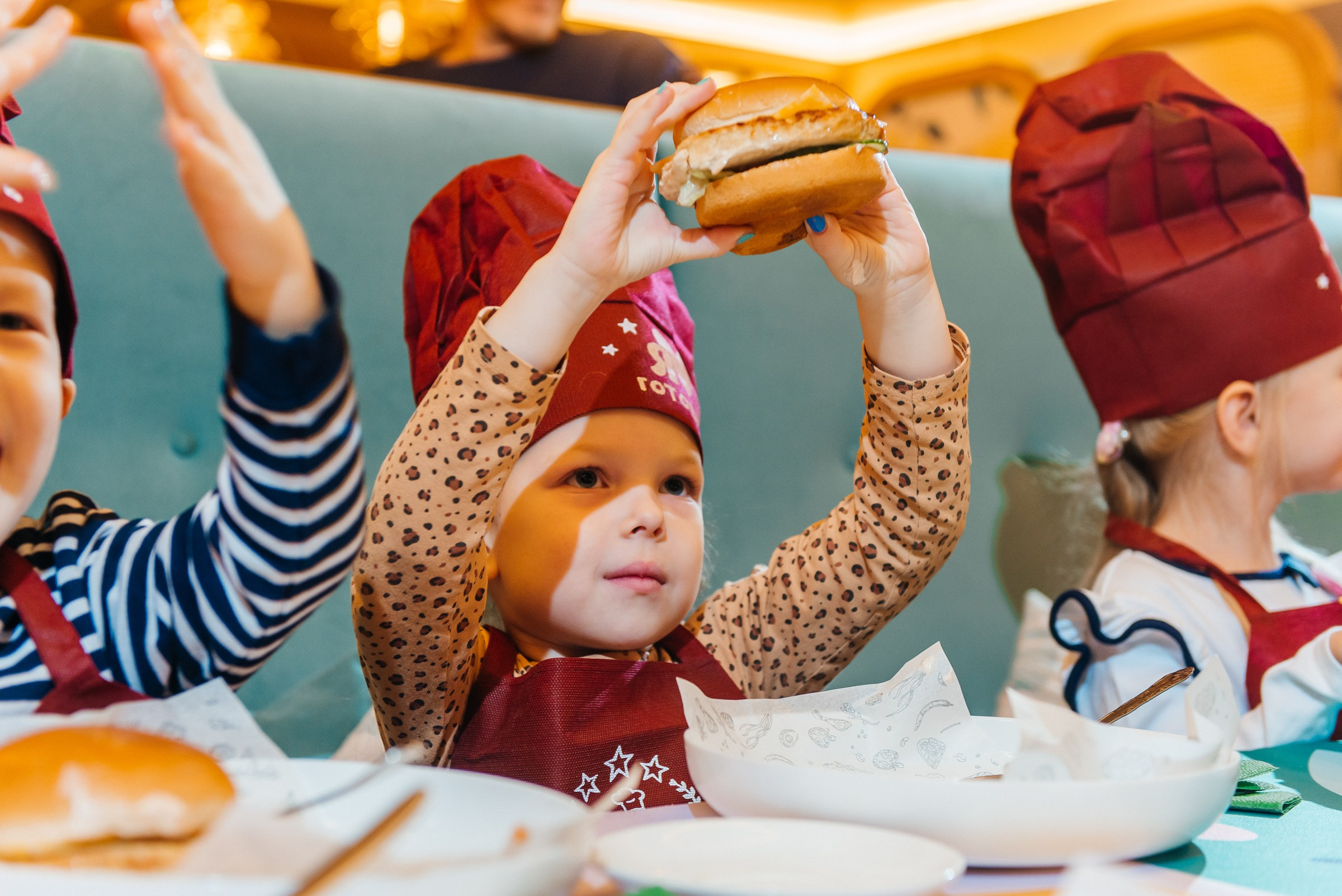 Детский фотограф на праздник в Екатеринбурге Ирина Смирнова. Профессиональный фотограф в Екатеринбурге Ирина Смирнова