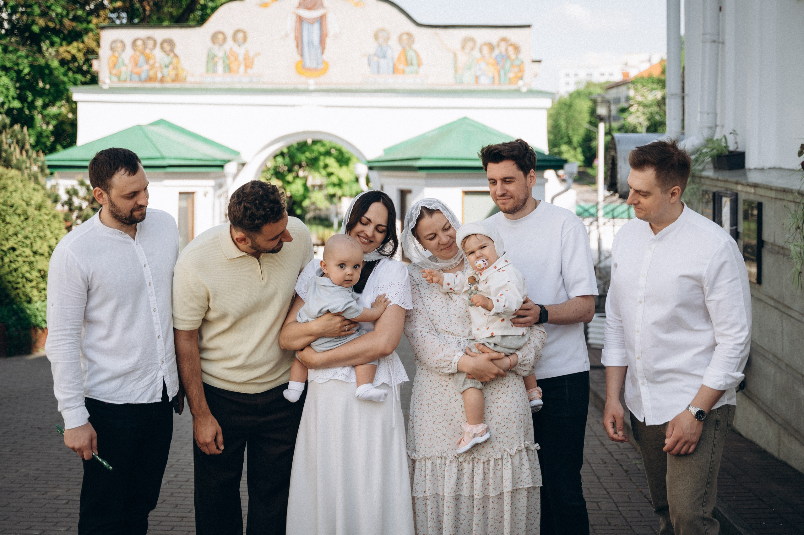 Крещение Мии и Льва. Семейный фотограф в Минске Дарья Дреко