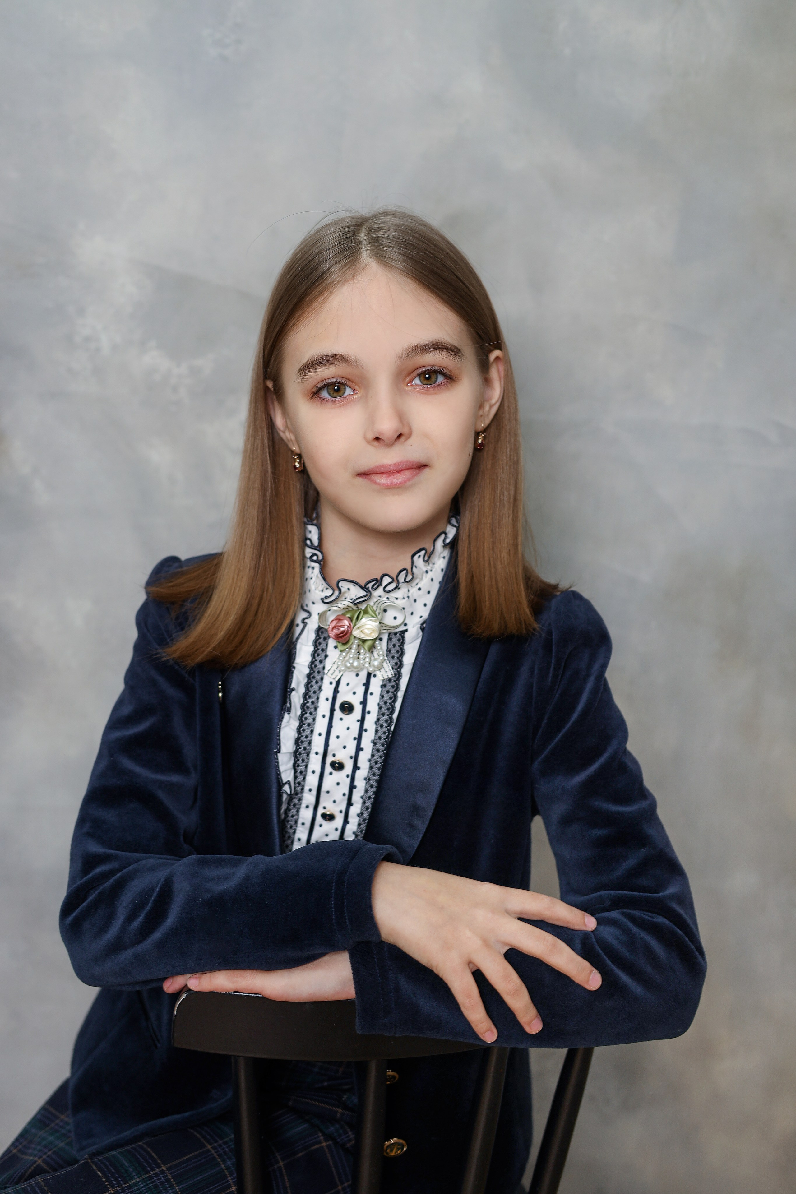 Фон Бежевый. Фотостудия «Стремянка».Фотосессии в детских садах и школах