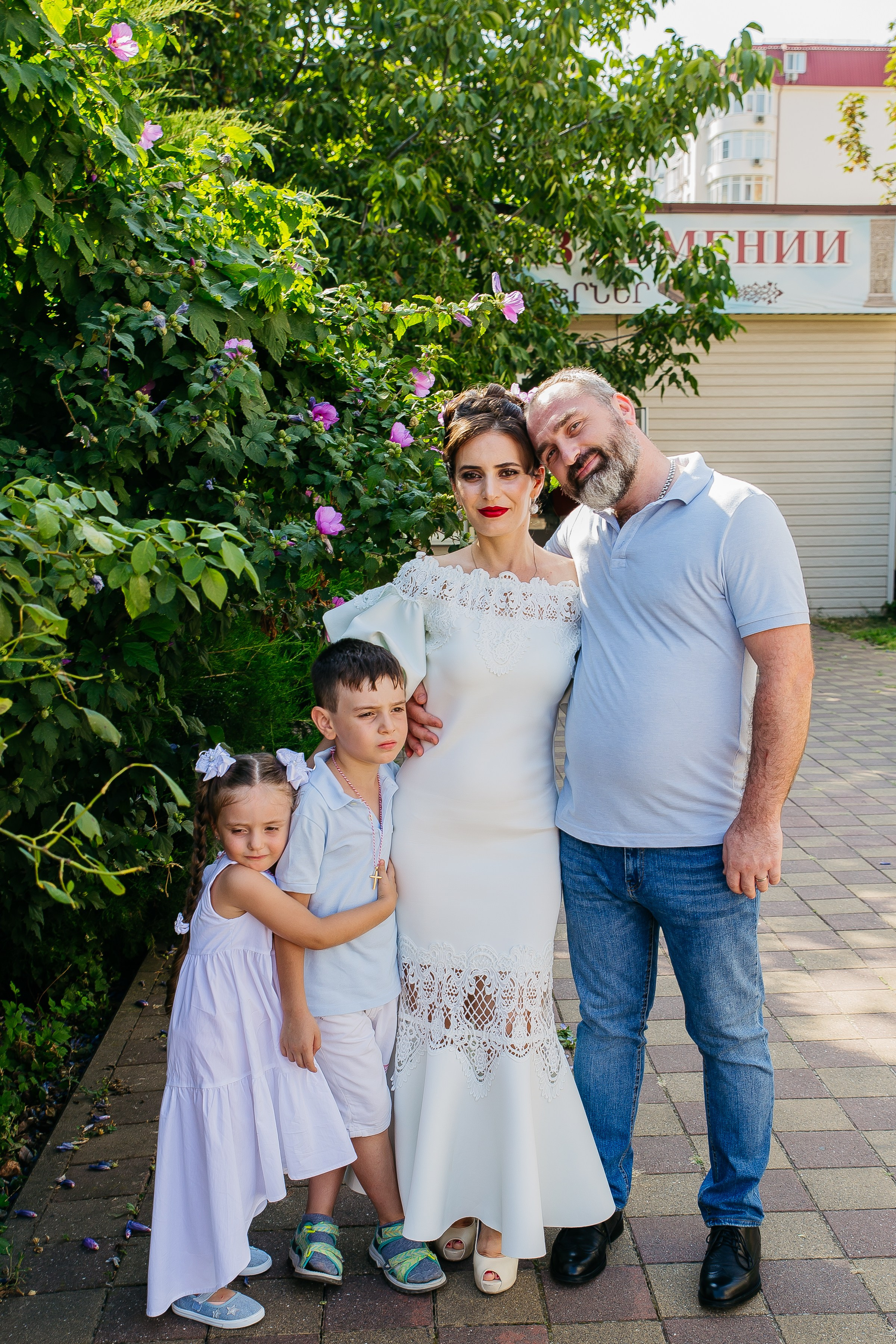 Армянская церковь. Свадебный и семейный фотограф в Краснодаре Илонна Ковалева