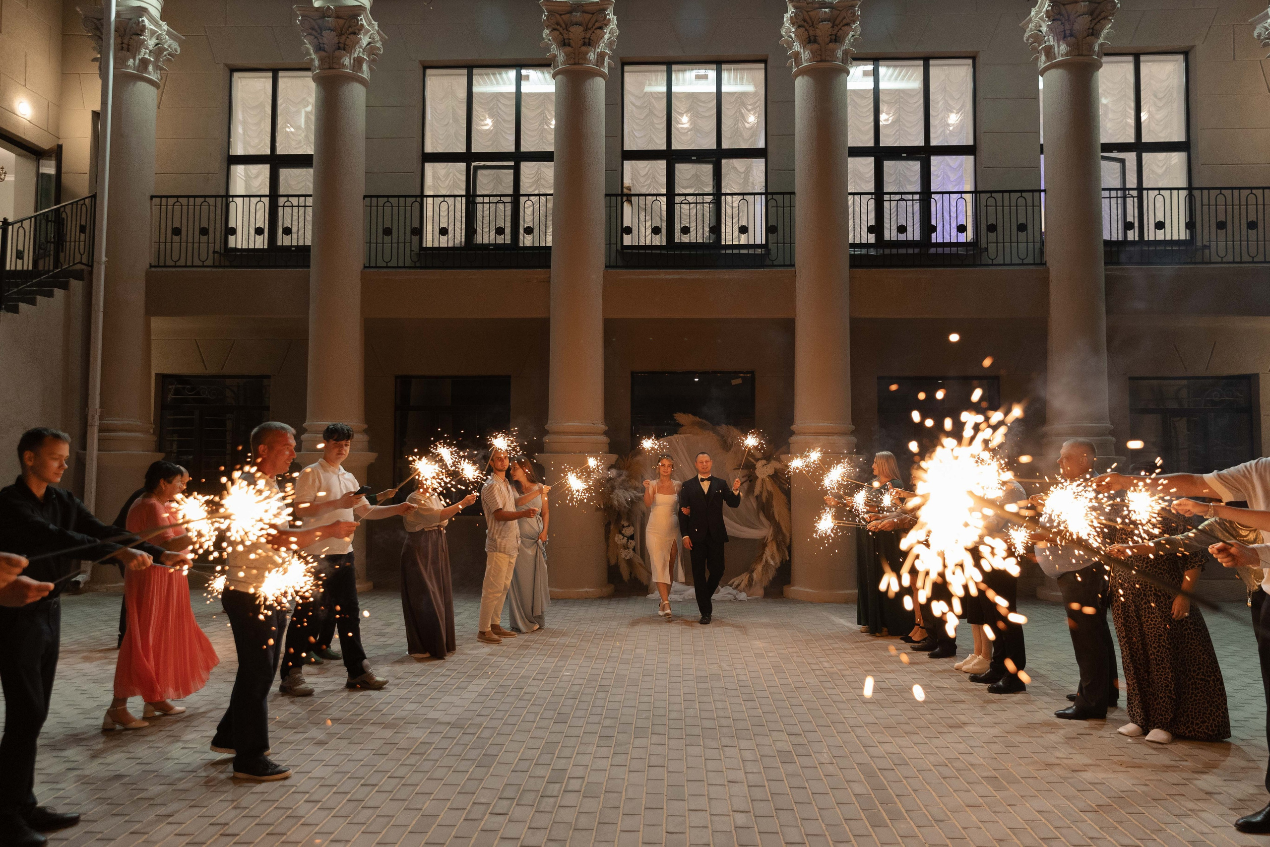 Дом Культуры. Я Ира и я фотографирую свадьбы более 10 лет