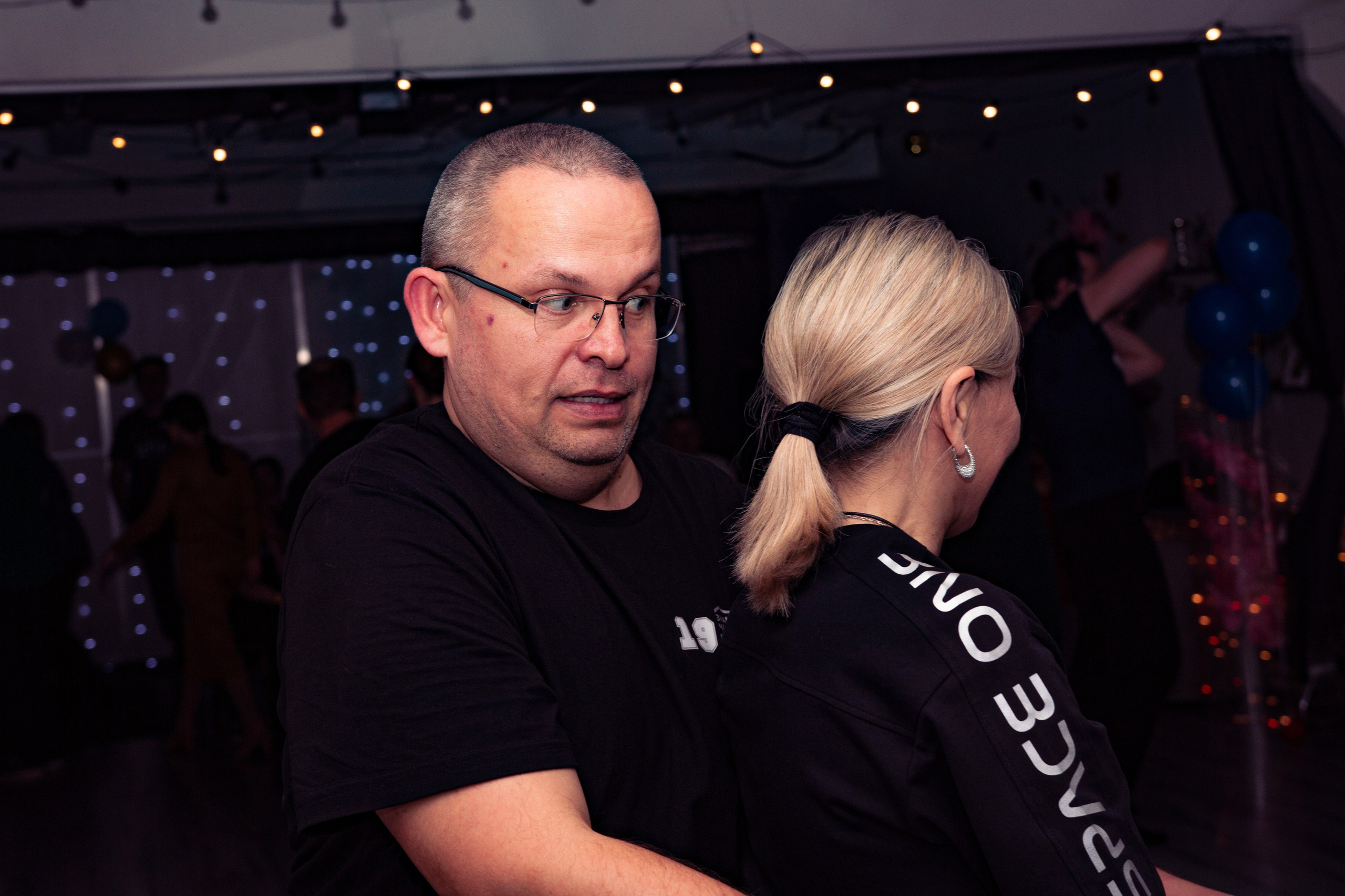 Dance cafe вечеринка