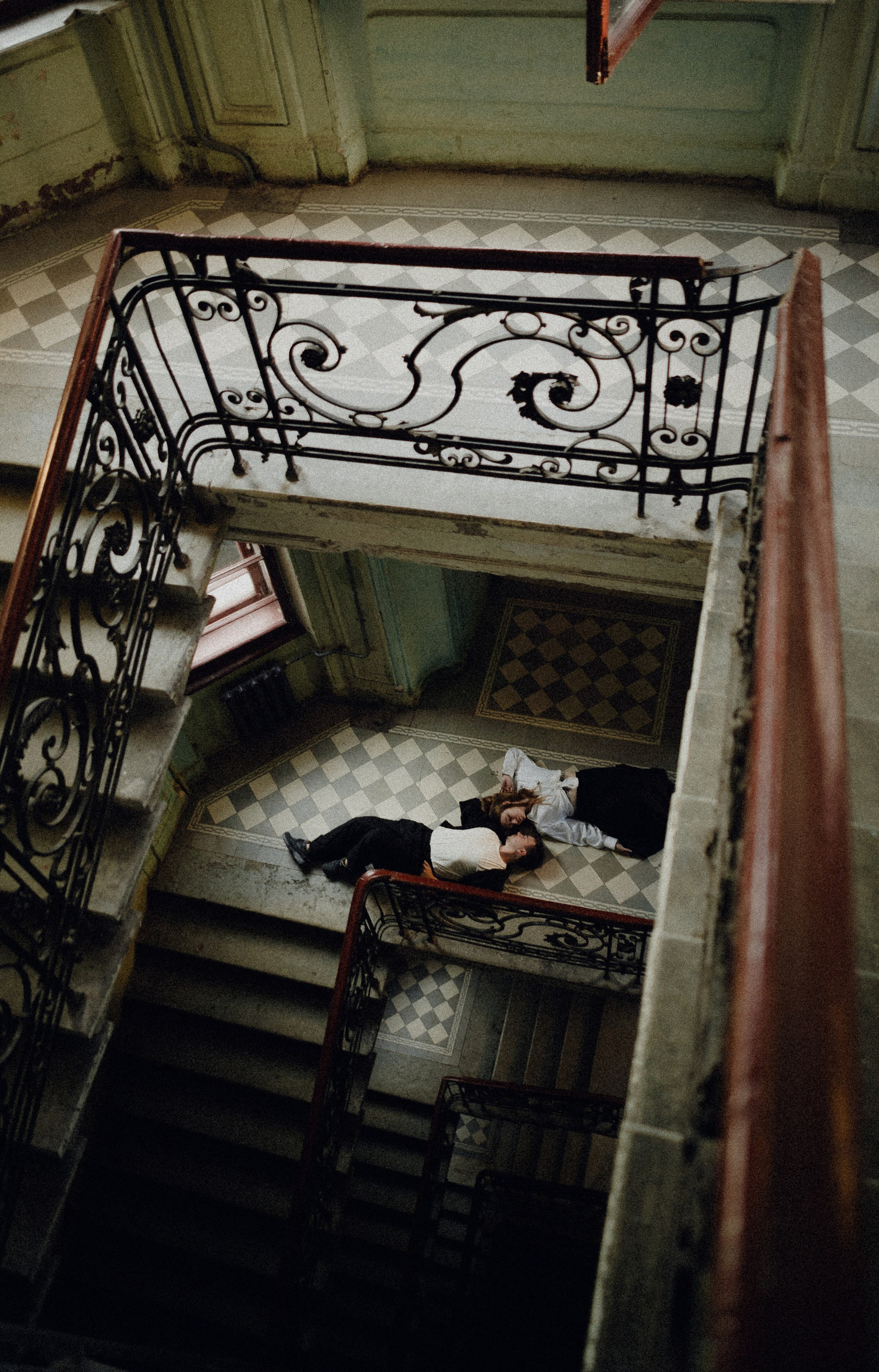 Elena Raya • Photographer