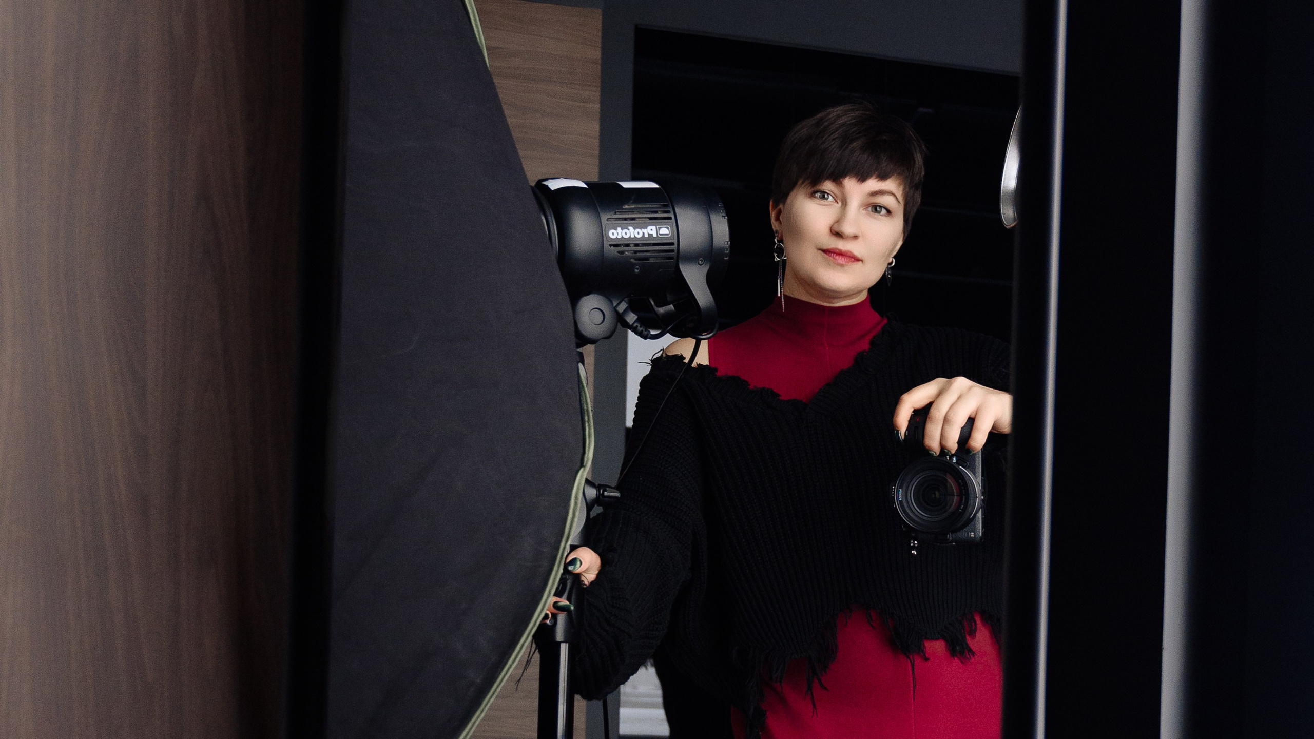 Анастасия Петрович фотограф, фотокорреспондент в Москве и Санкт-Петербурге. Фотосъёмка репортажа, мероприятия, корпоративная съёмка, контент