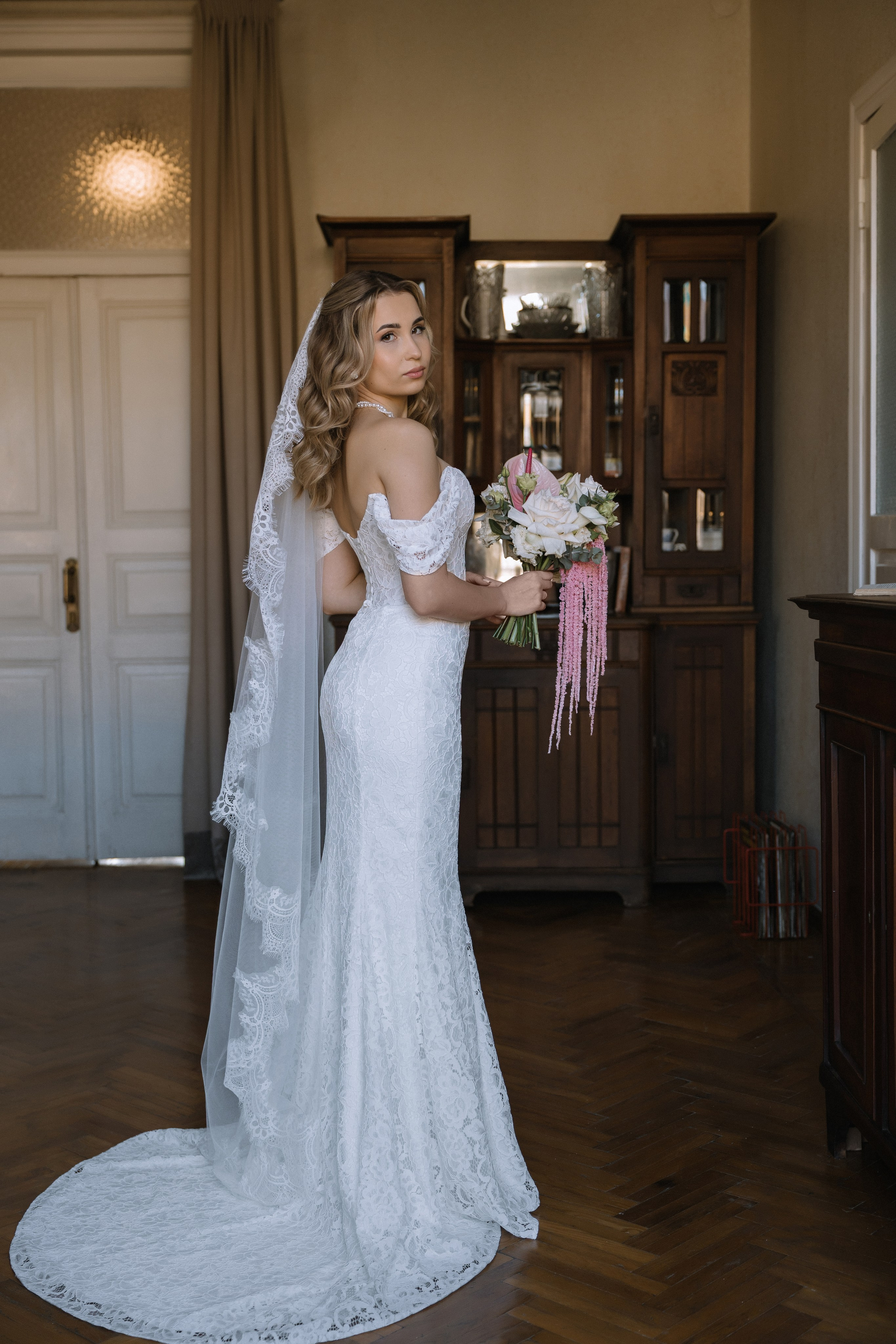 Арина и Норайр (ЗАГС+прогулка). Свадебный фотограф Юлия Галкина Ростов на Дону