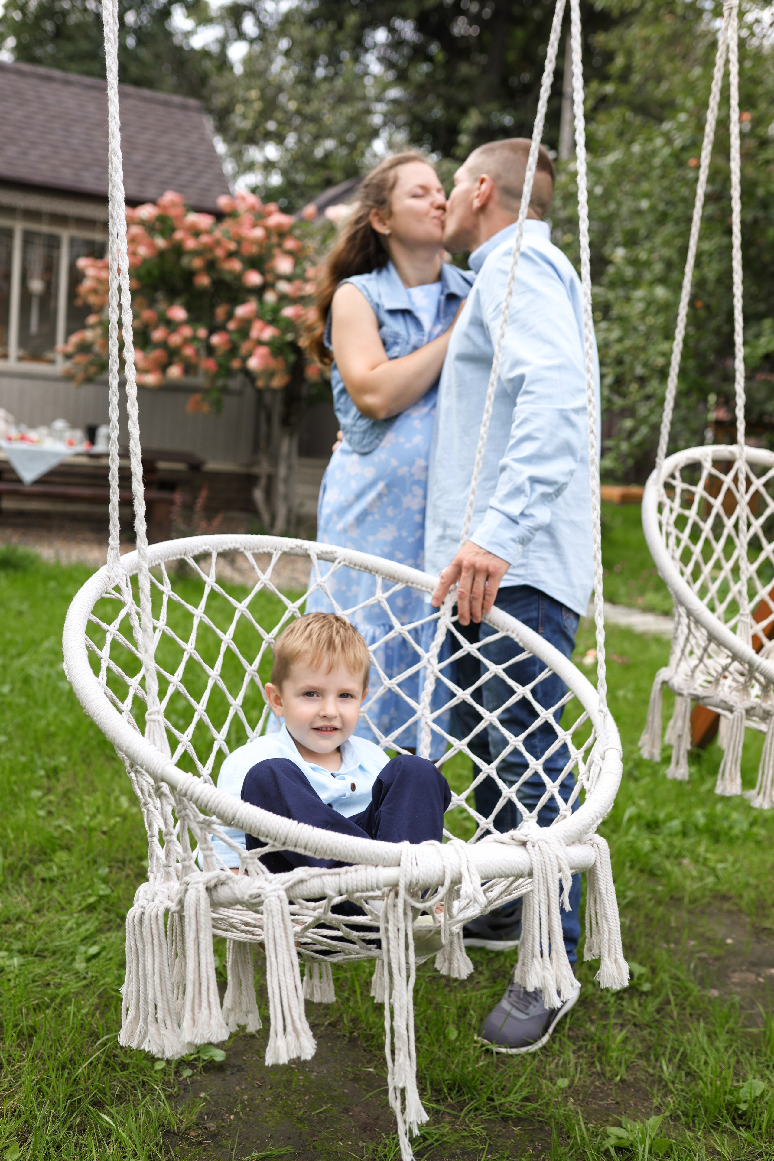 Фотосессия беременности в загородной студии Купавна. Фотограф в Железнодорожном и Балашихе