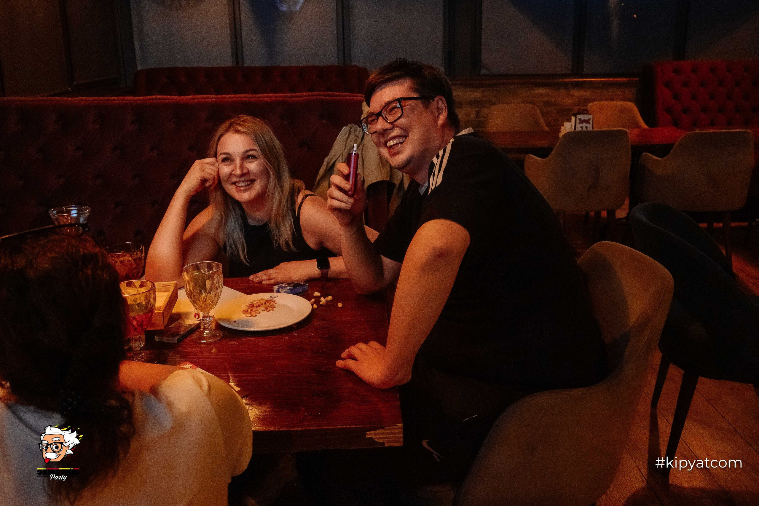 Эйнштейн Party