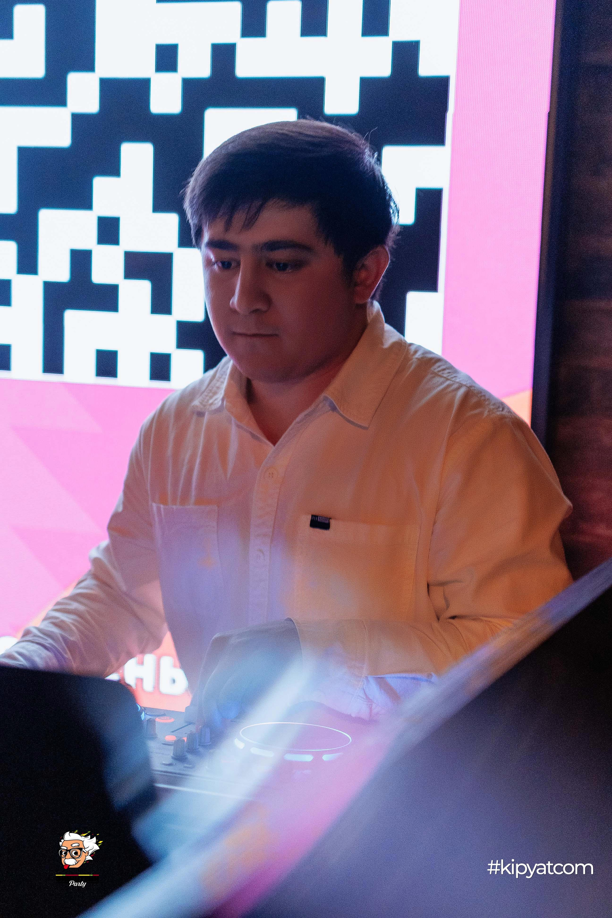 Эйнштейн Party