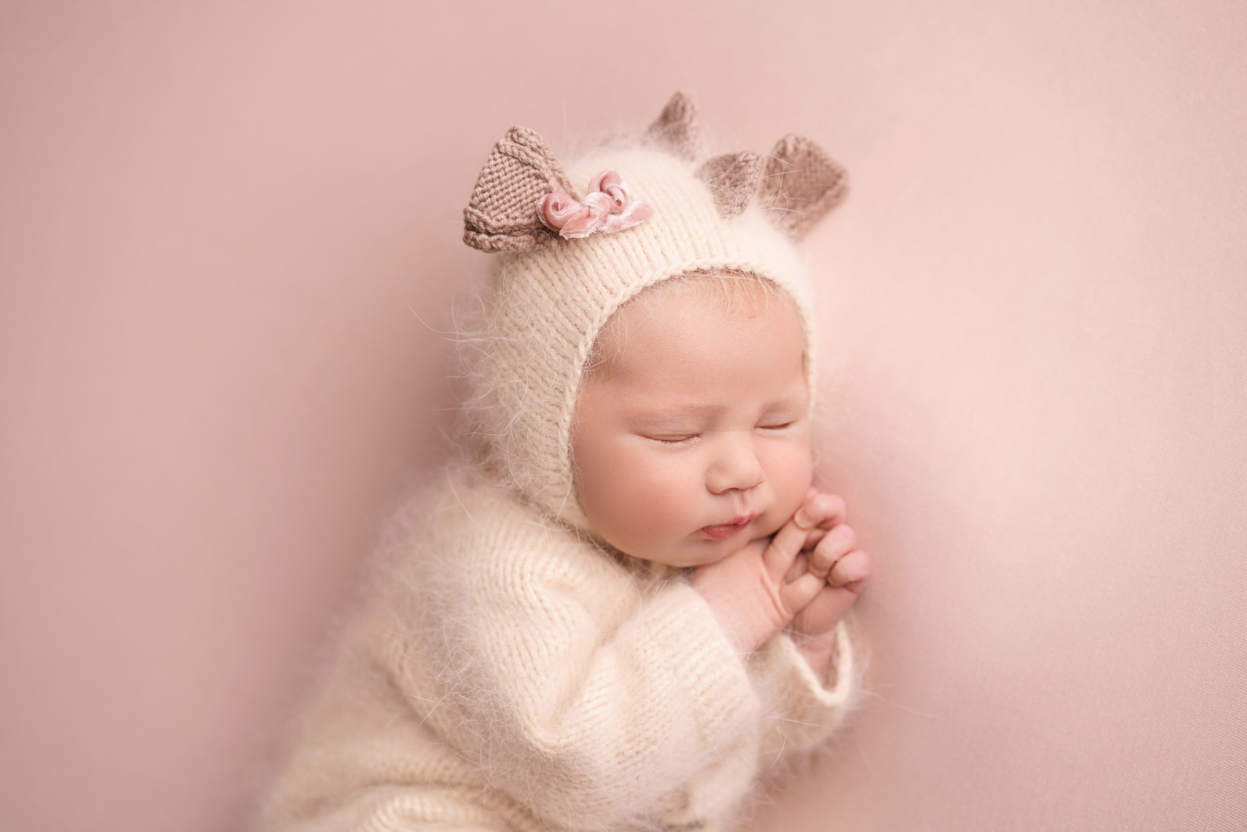 Фотосессия новорожденных | Галерея трогательных кадров малышей в стиле newborn. Фотосессия новорожденных в Москве и Московской области | Профессиональный фотограф newborn — Татьяна Иванова